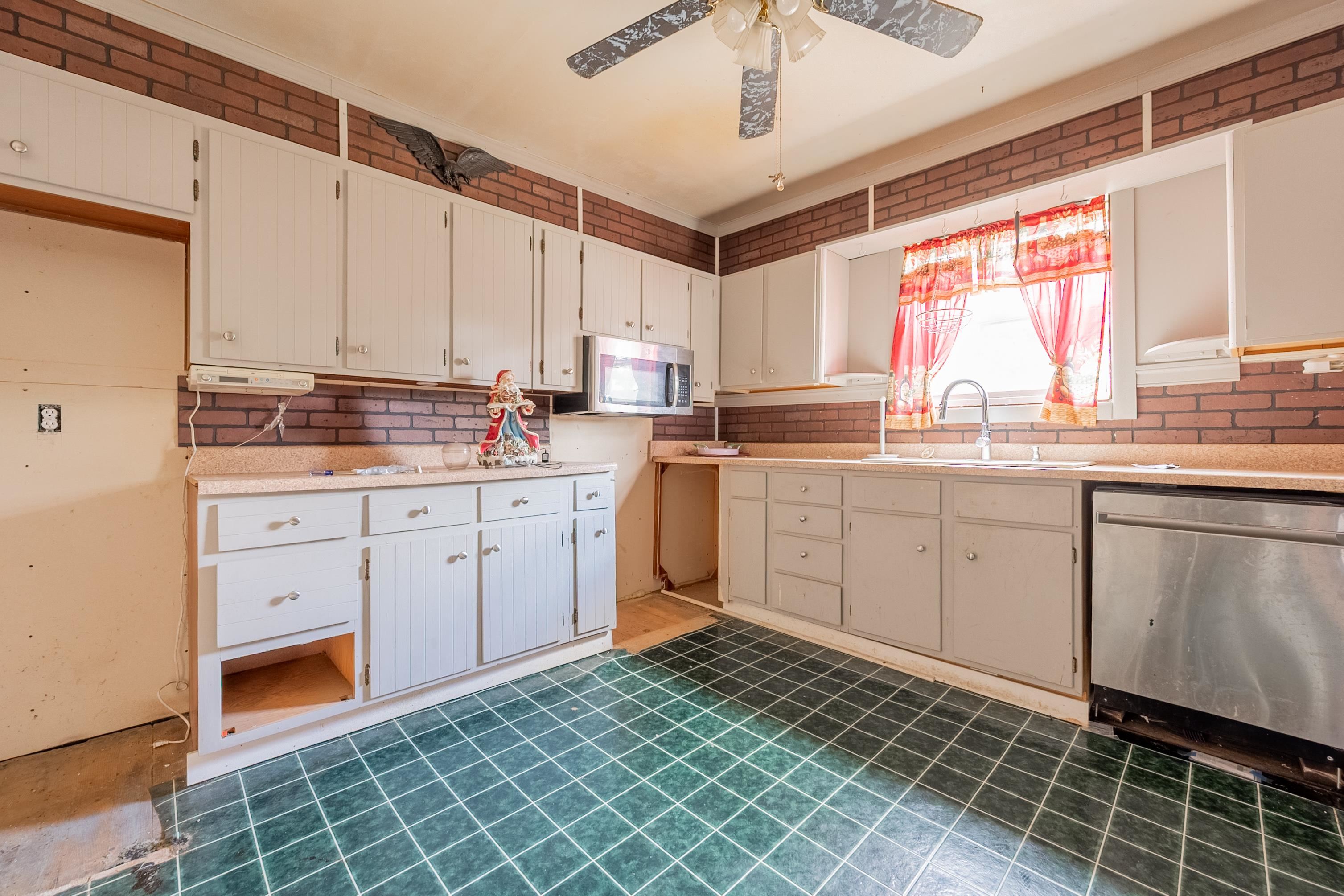 128 Lexington Avenue Pulaski VA 24301