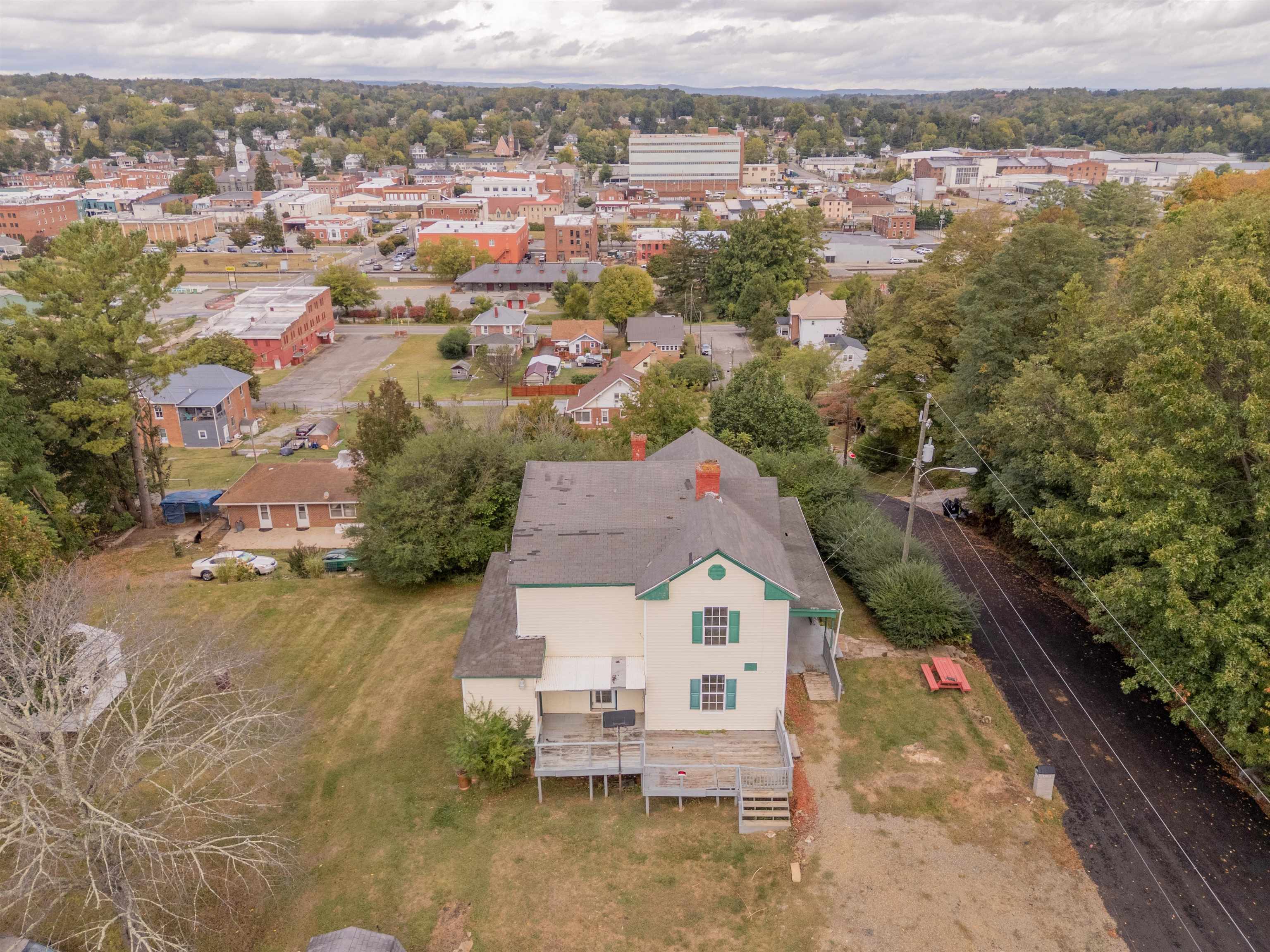 128 Lexington Avenue Pulaski VA 24301