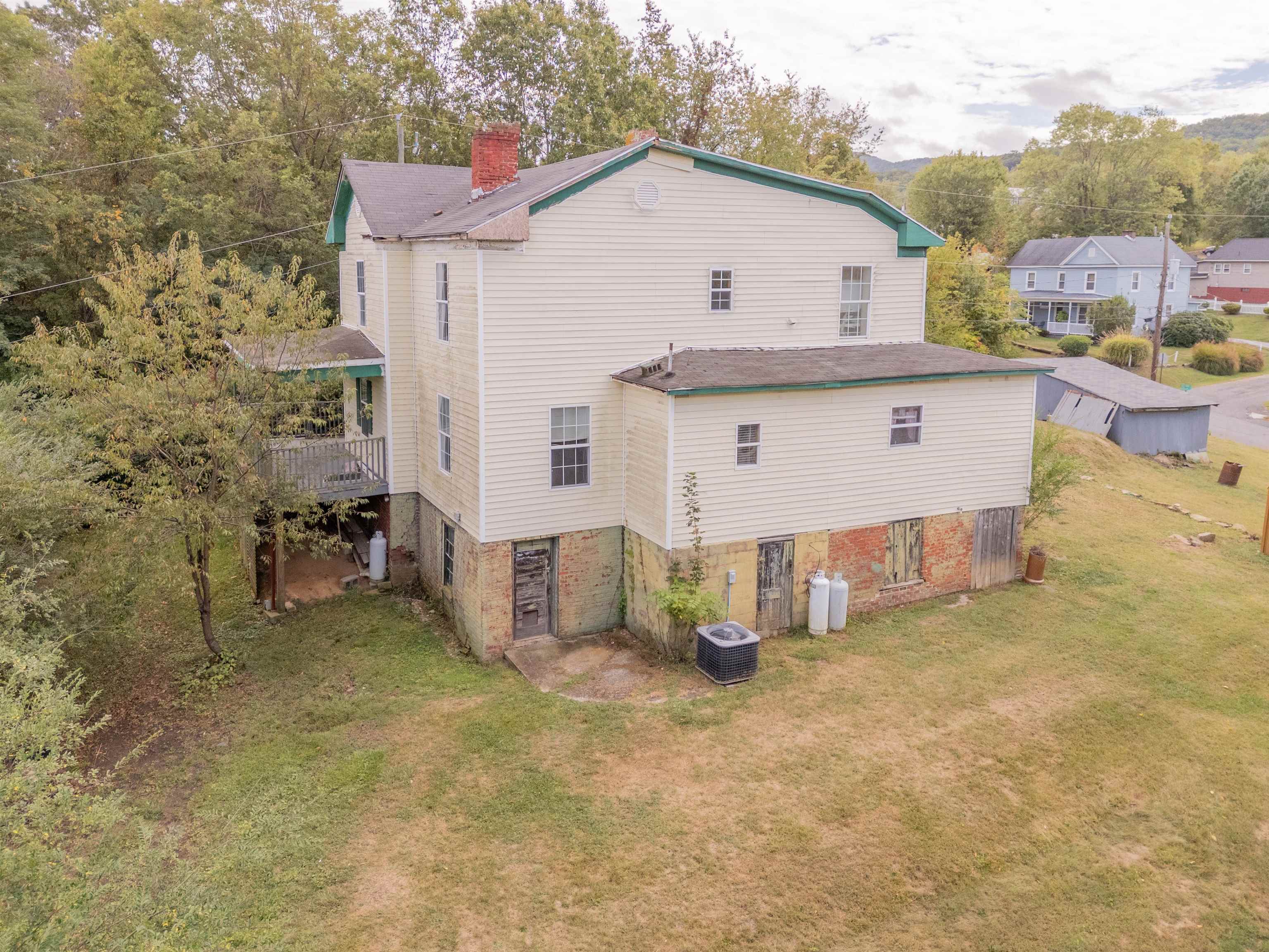 128 Lexington Avenue Pulaski VA 24301