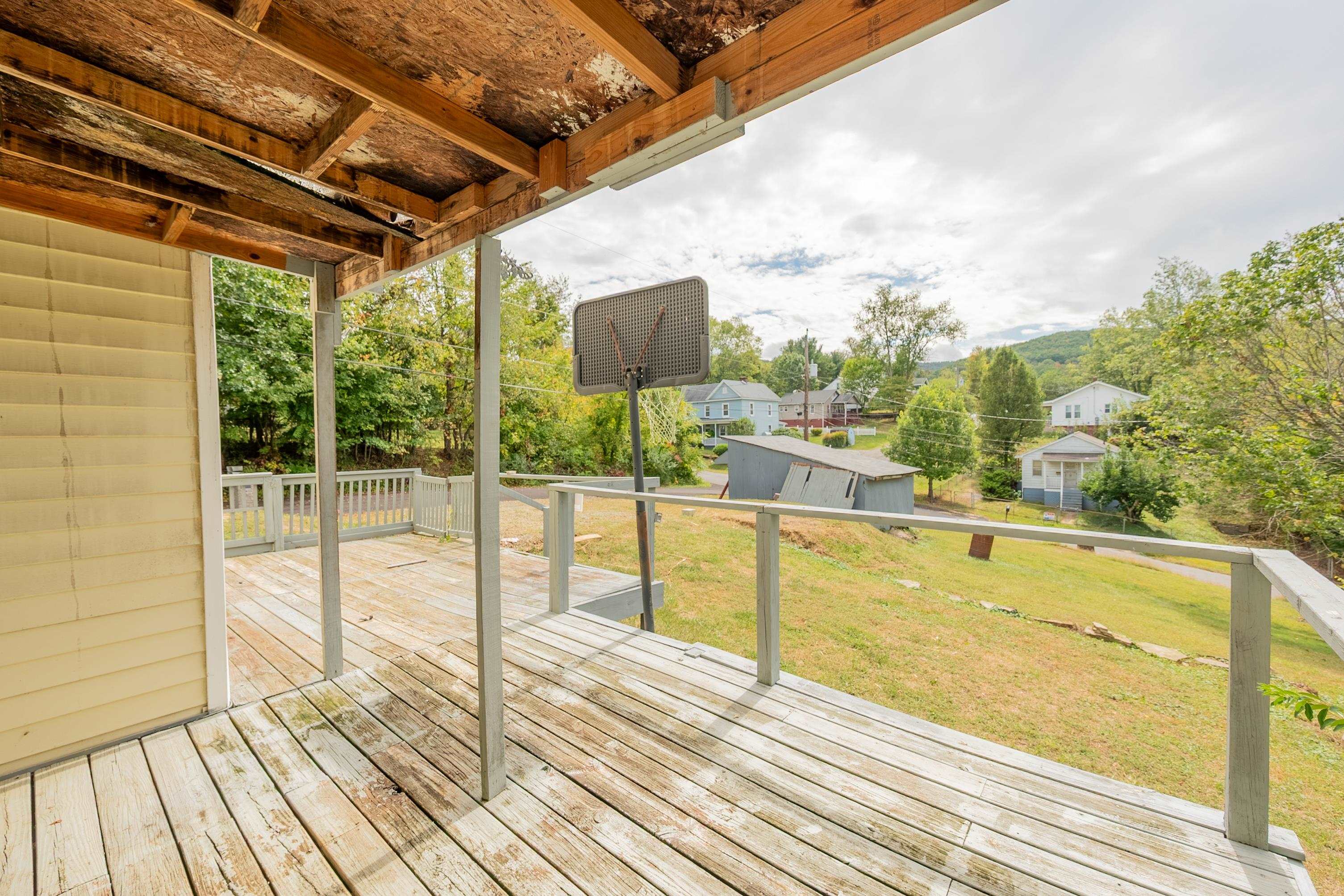 128 Lexington Avenue Pulaski VA 24301