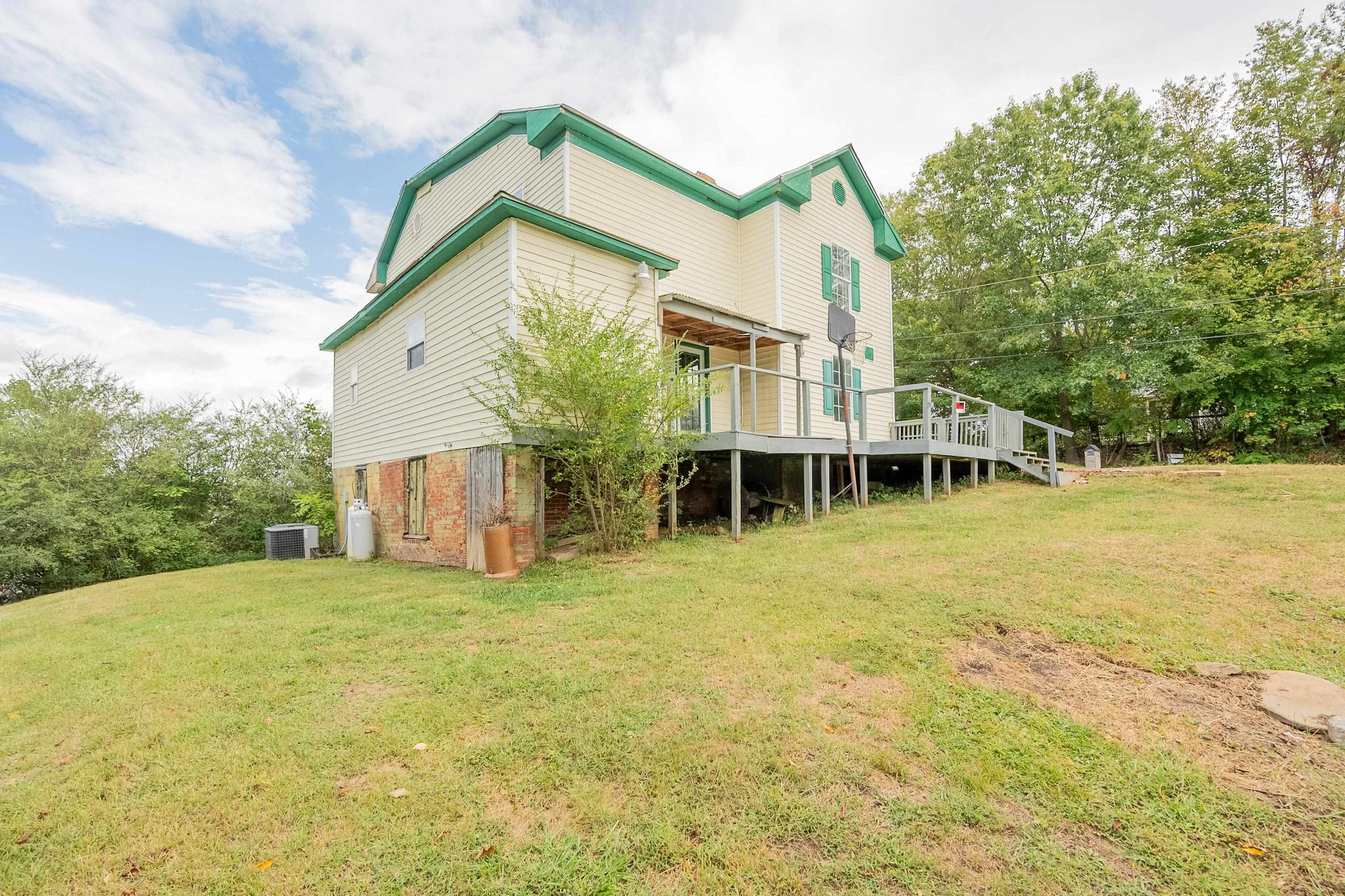 128 Lexington Avenue Pulaski VA 24301