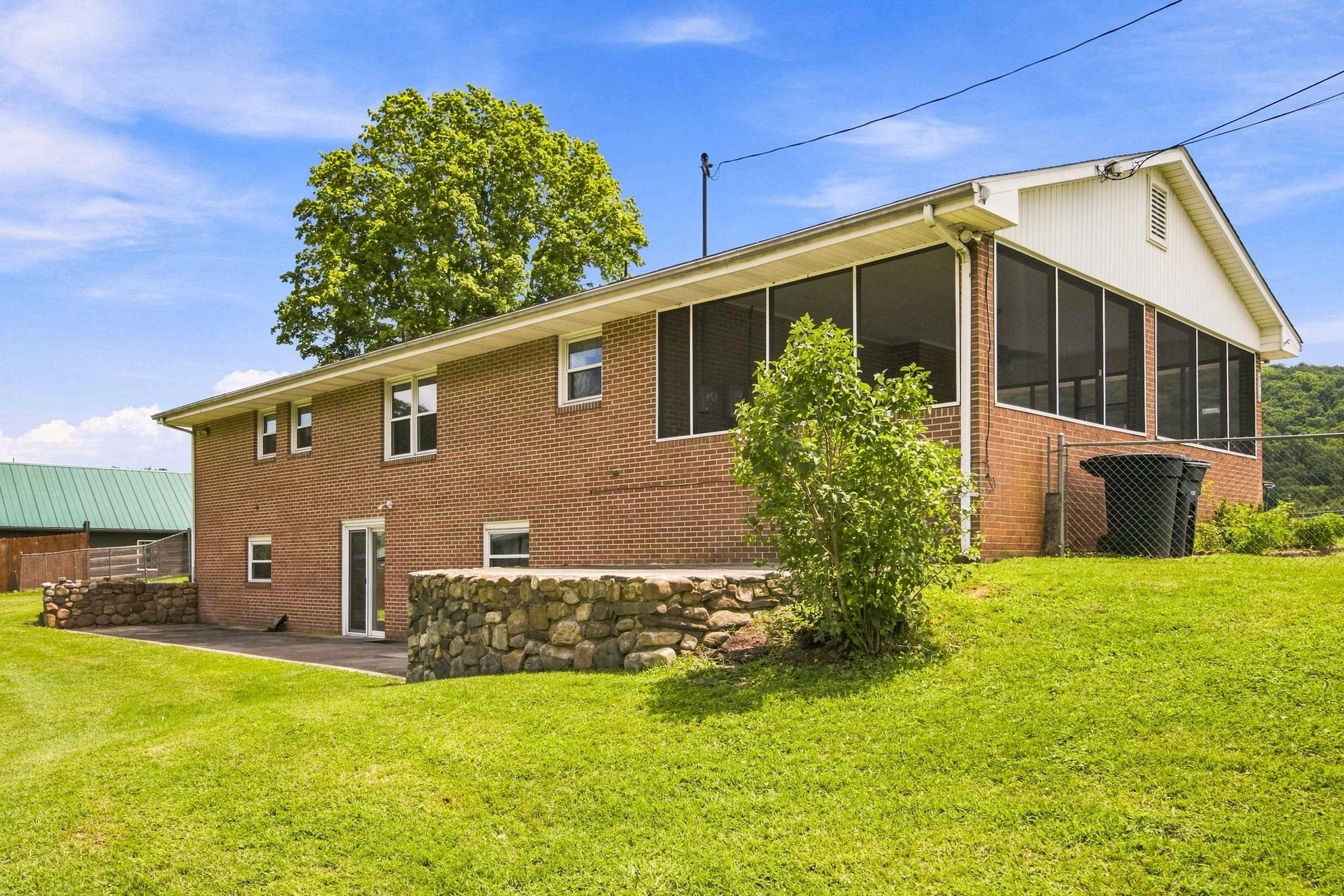 6219 Joyce Lane Salem VA 24153
