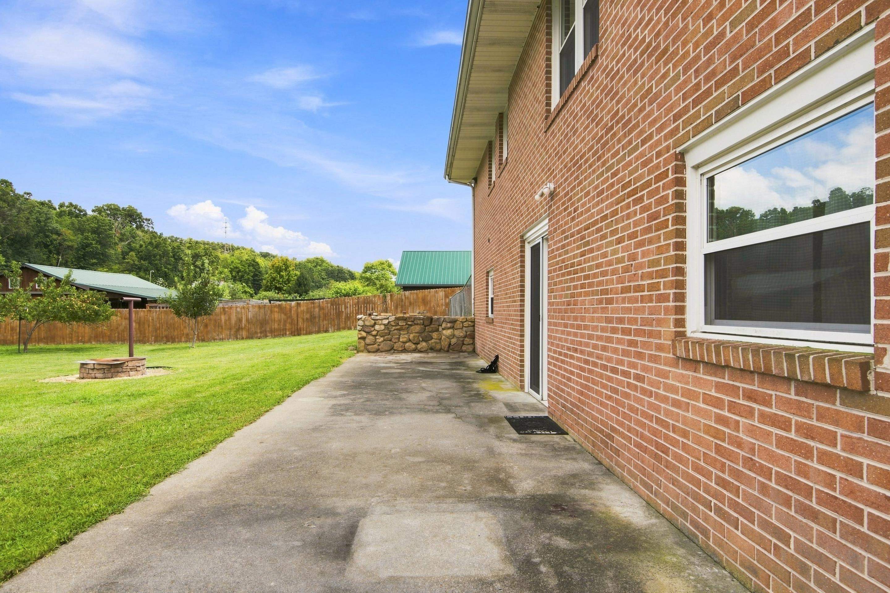 6219 Joyce Lane Salem VA 24153