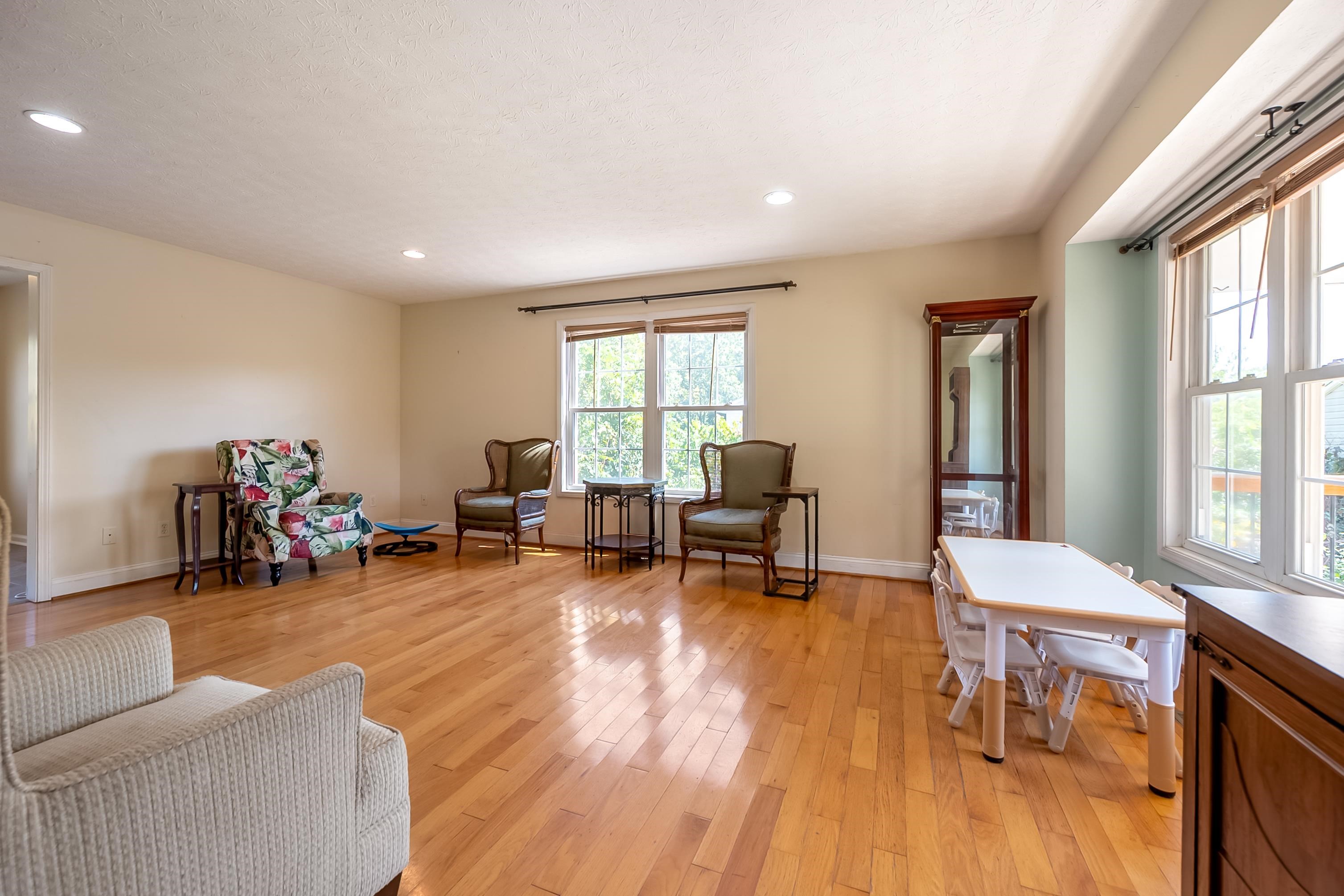 20 Woodridge Drive Christiansburg VA 24073