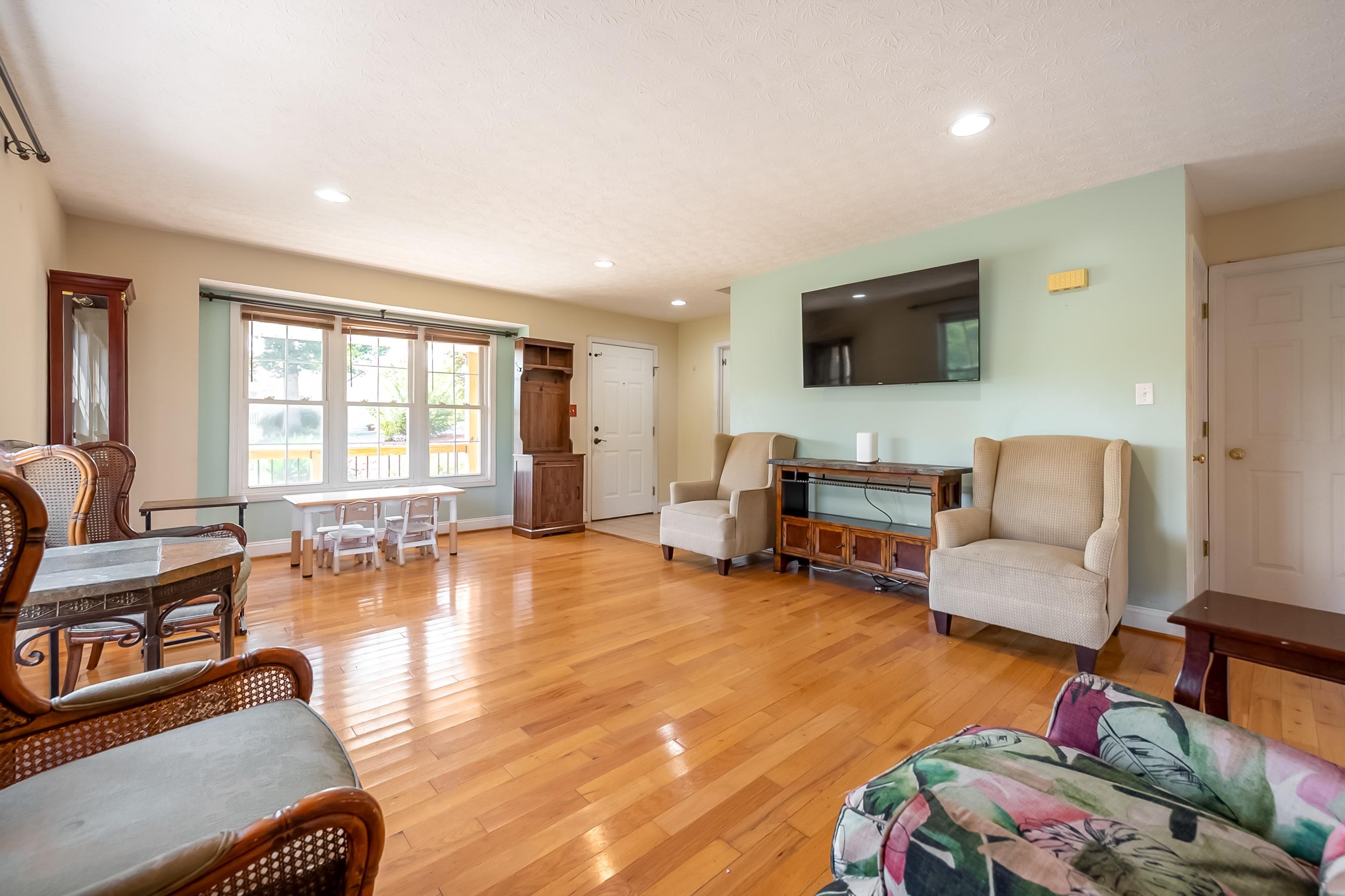 20 Woodridge Drive Christiansburg VA 24073