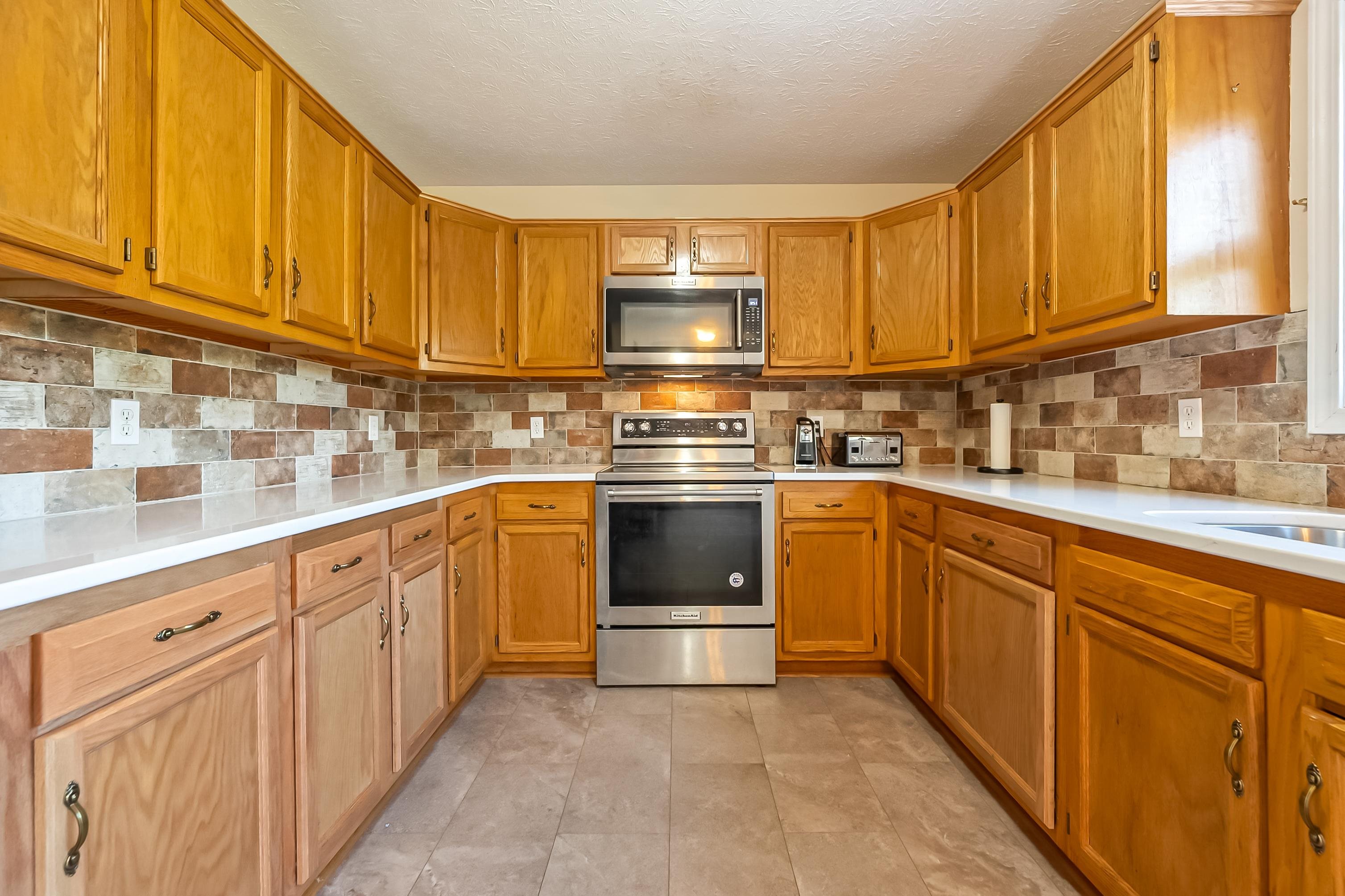 20 Woodridge Drive Christiansburg VA 24073