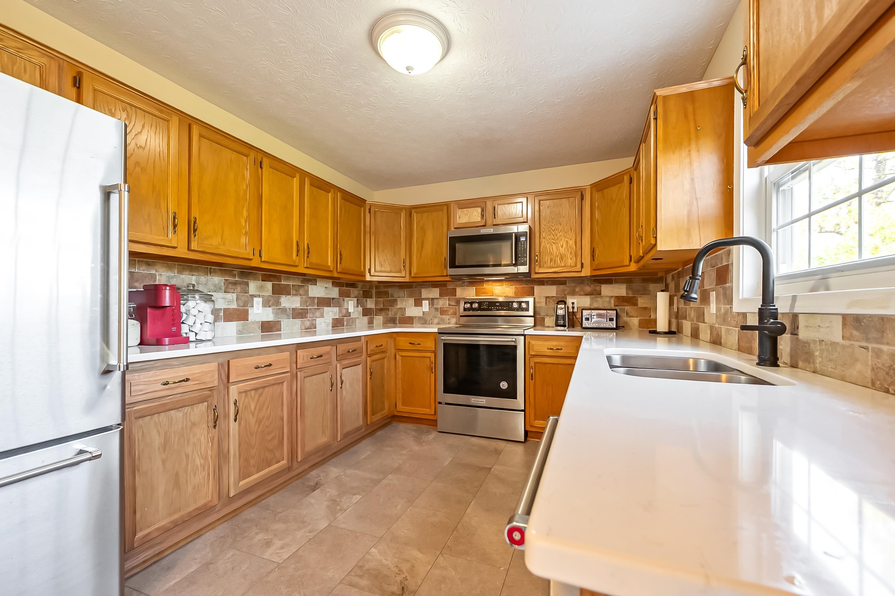 20 Woodridge Drive Christiansburg VA 24073