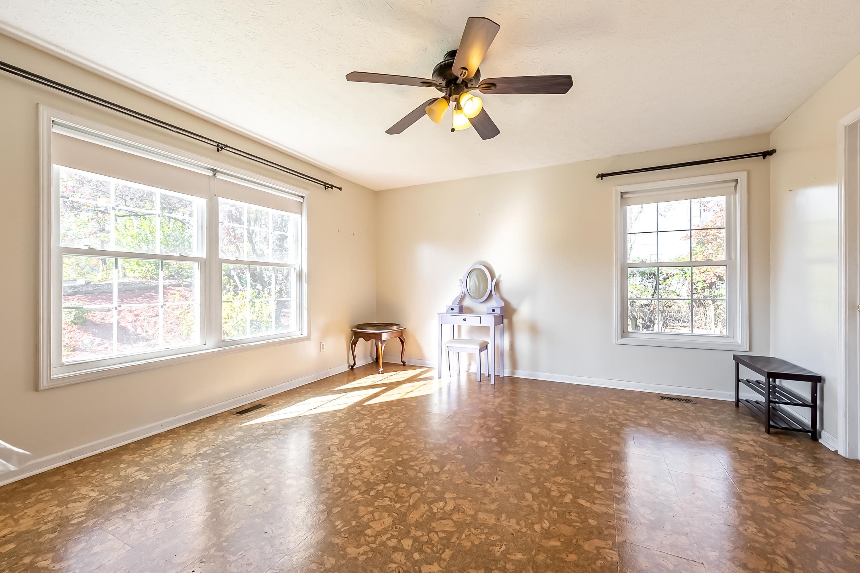 20 Woodridge Drive Christiansburg VA 24073