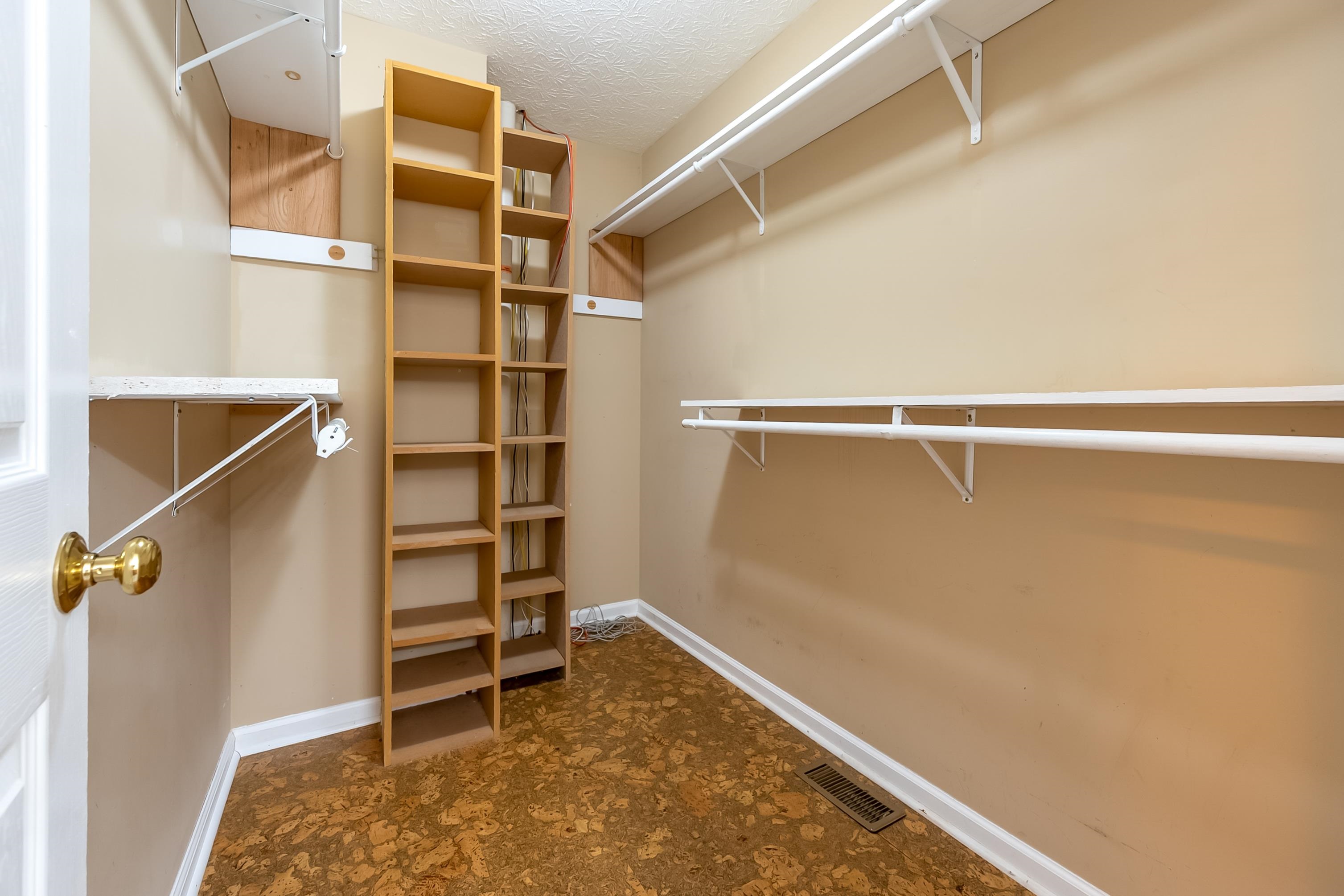 20 Woodridge Drive Christiansburg VA 24073