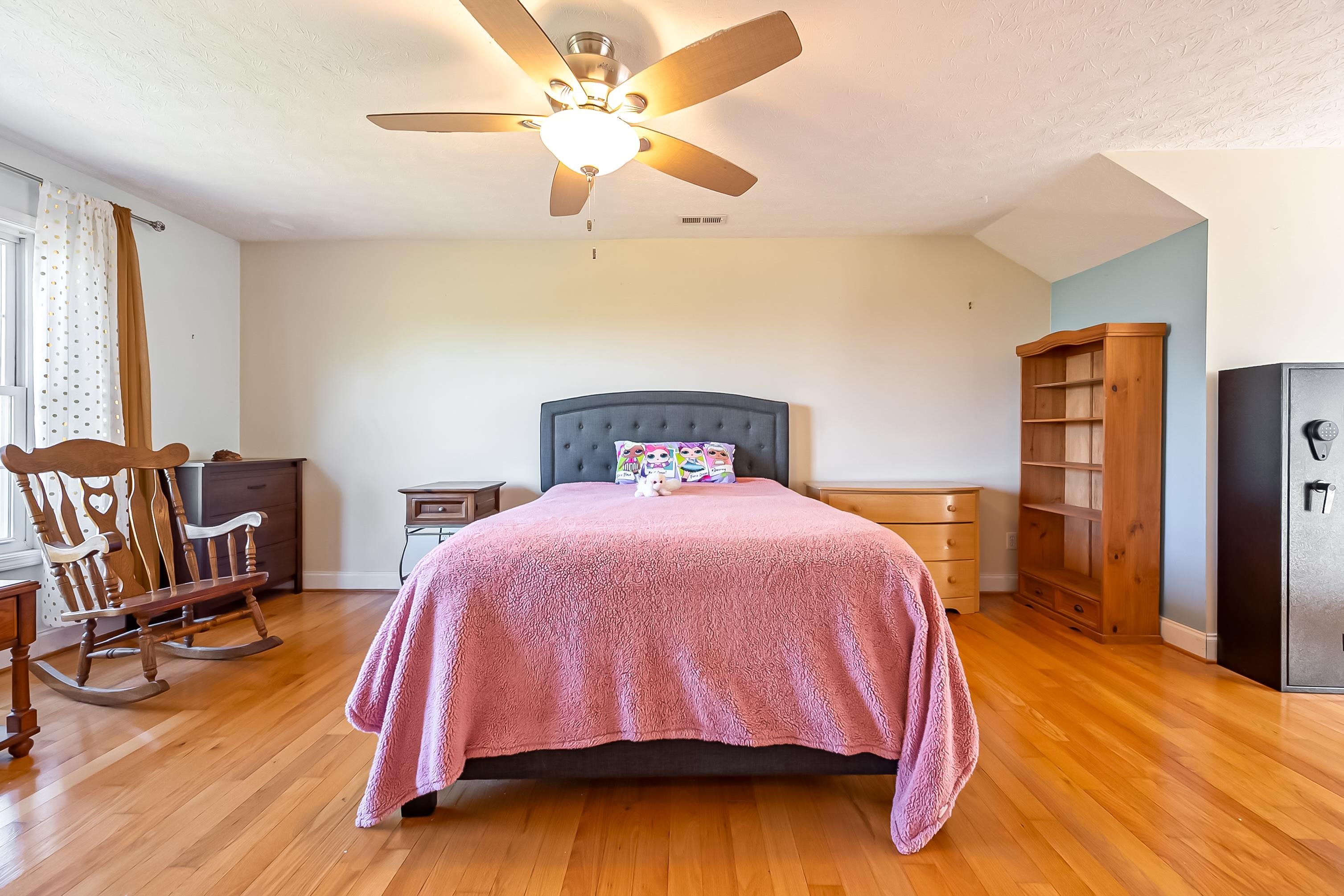 20 Woodridge Drive Christiansburg VA 24073