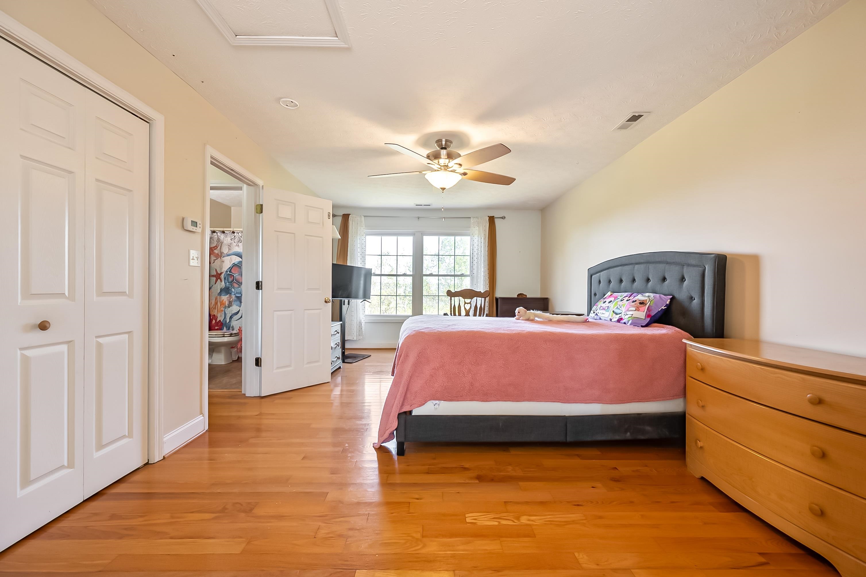 20 Woodridge Drive Christiansburg VA 24073