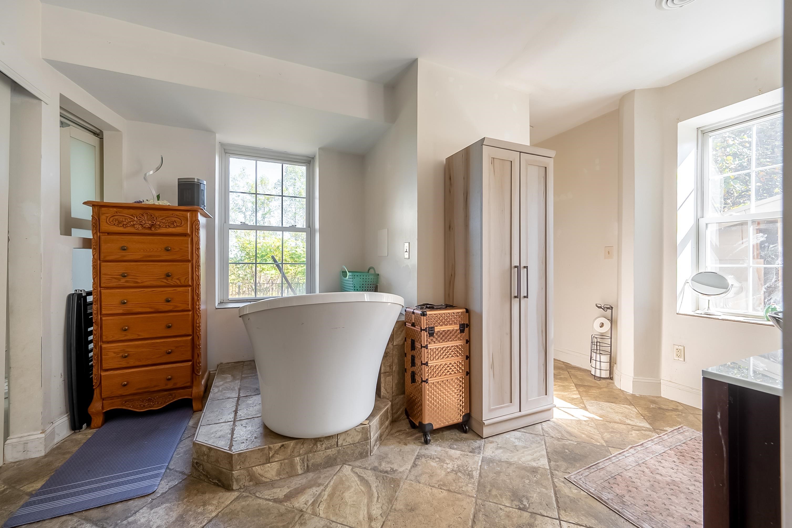 20 Woodridge Drive Christiansburg VA 24073