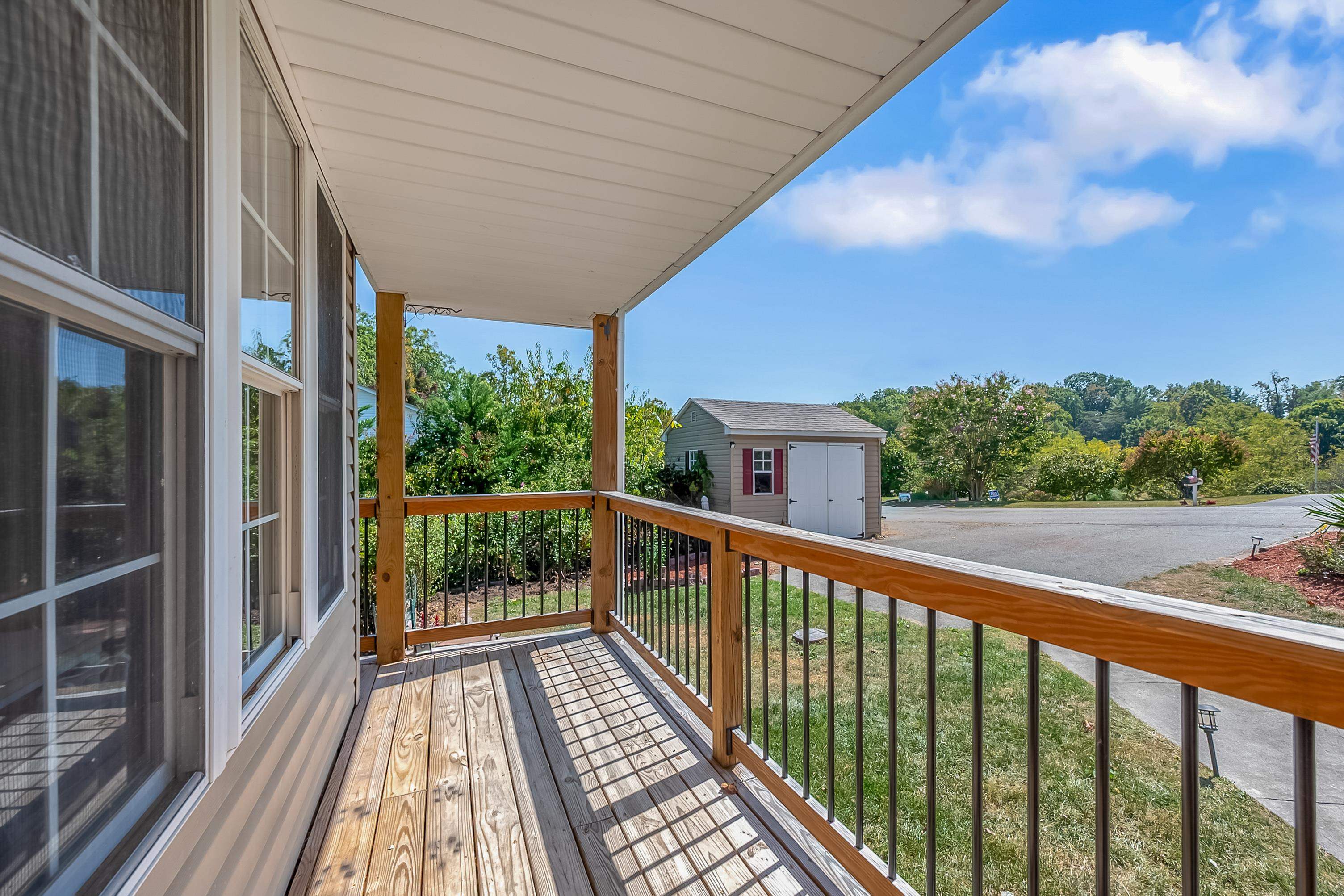 20 Woodridge Drive Christiansburg VA 24073