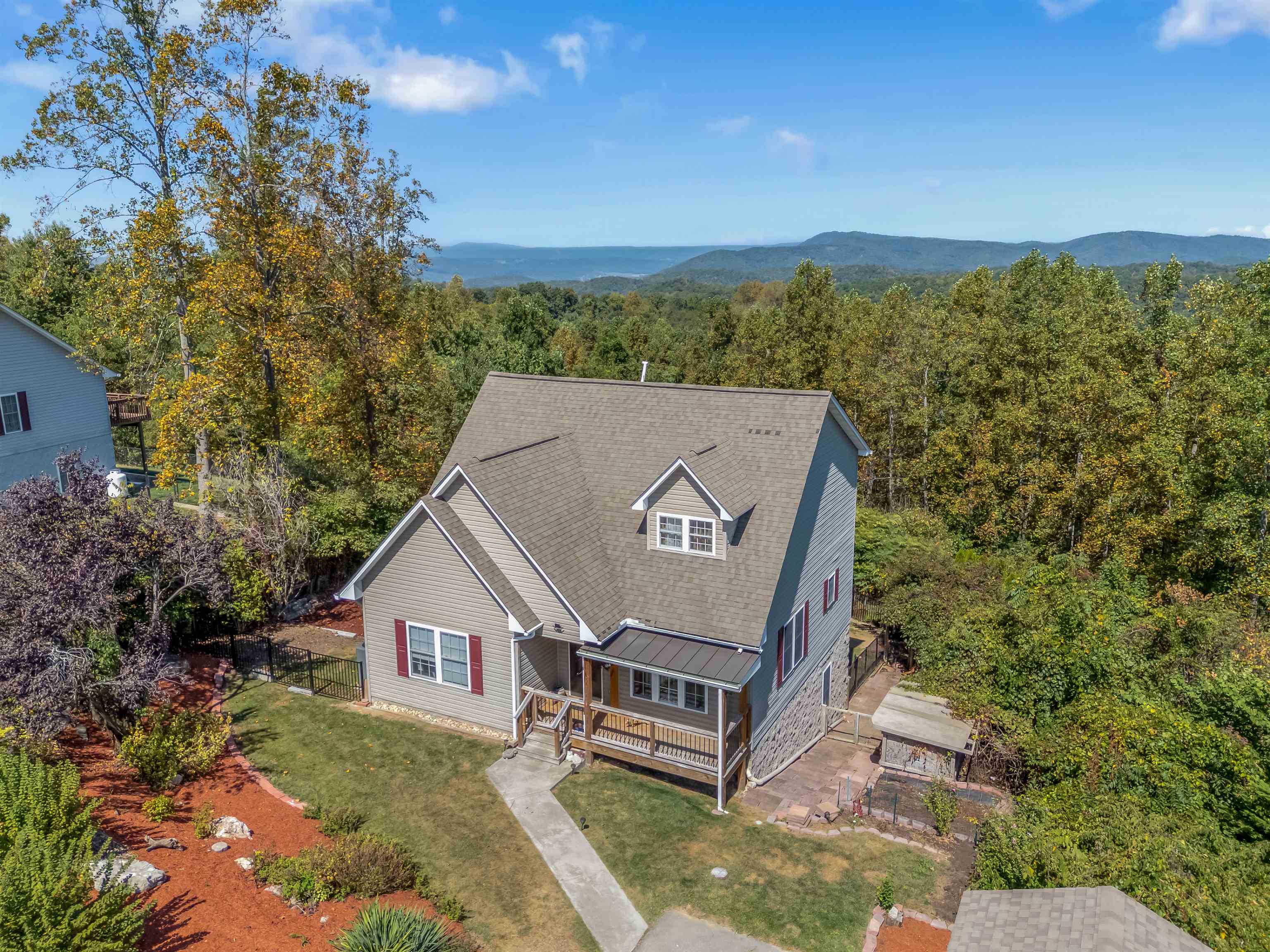 20 Woodridge Drive Christiansburg VA 24073