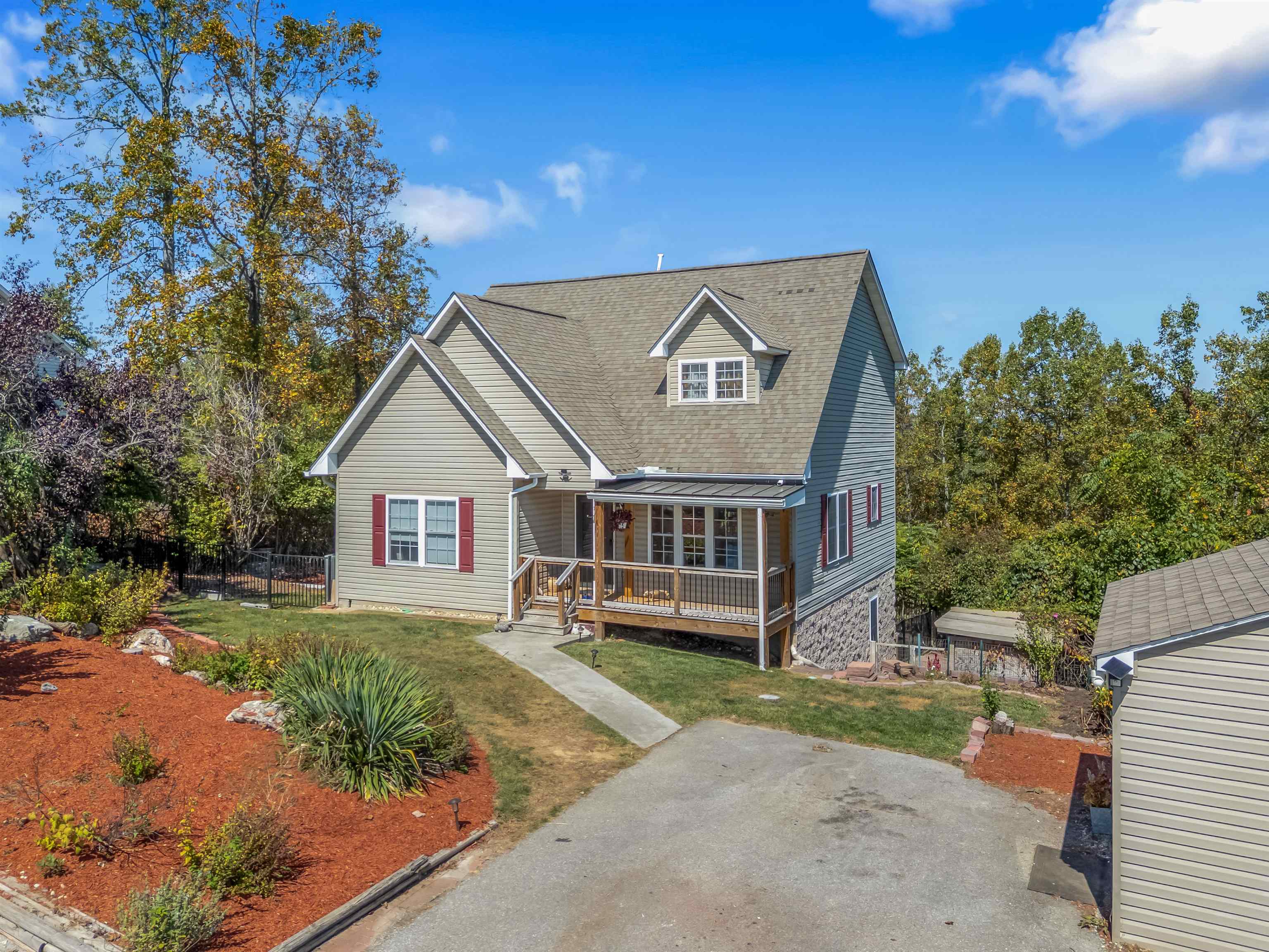 20 Woodridge Drive Christiansburg VA 24073