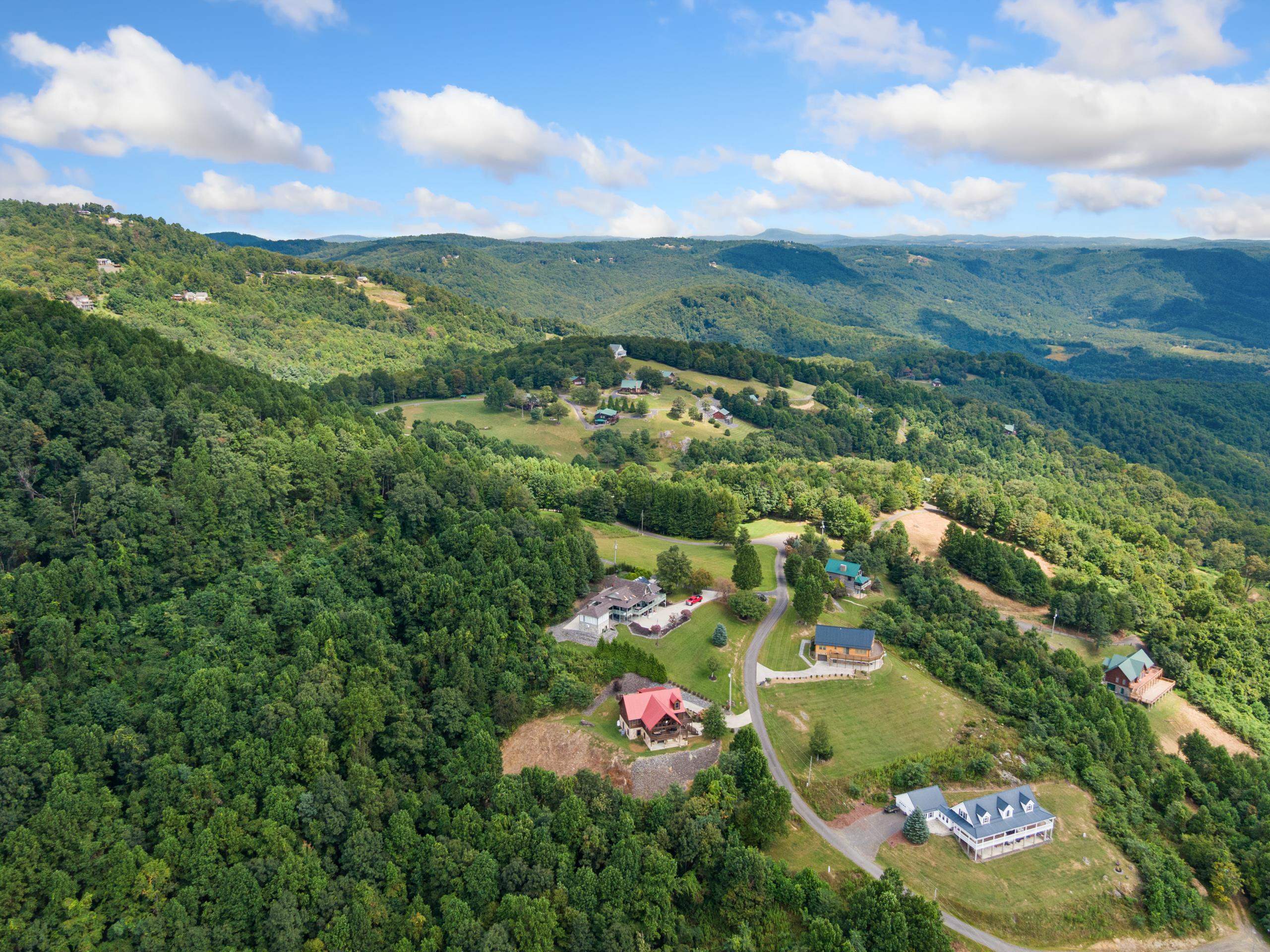 316 Reflections Point Trail Fancy Gap VA 24328