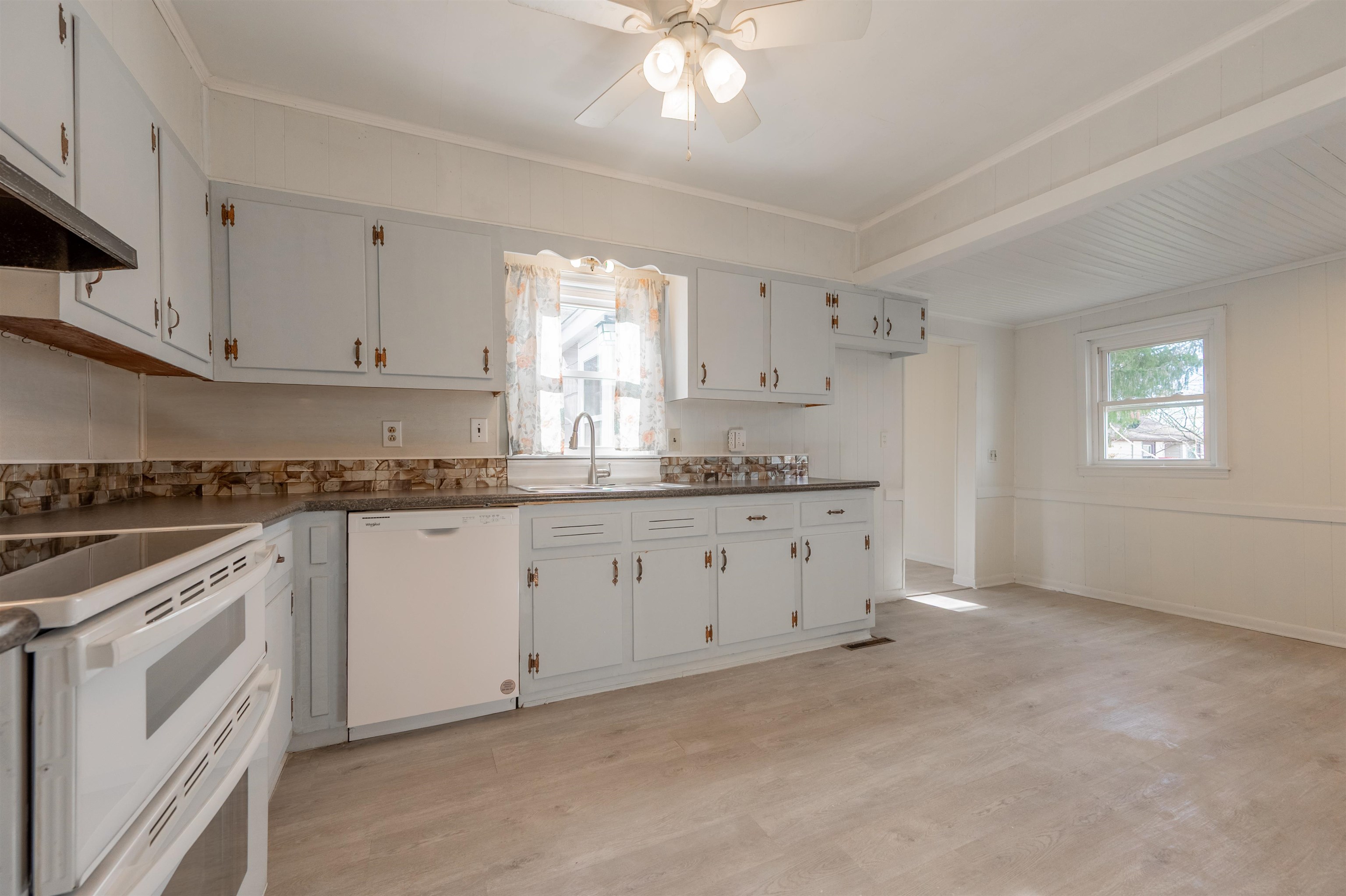 110 Semones Street Hillsville VA 24343