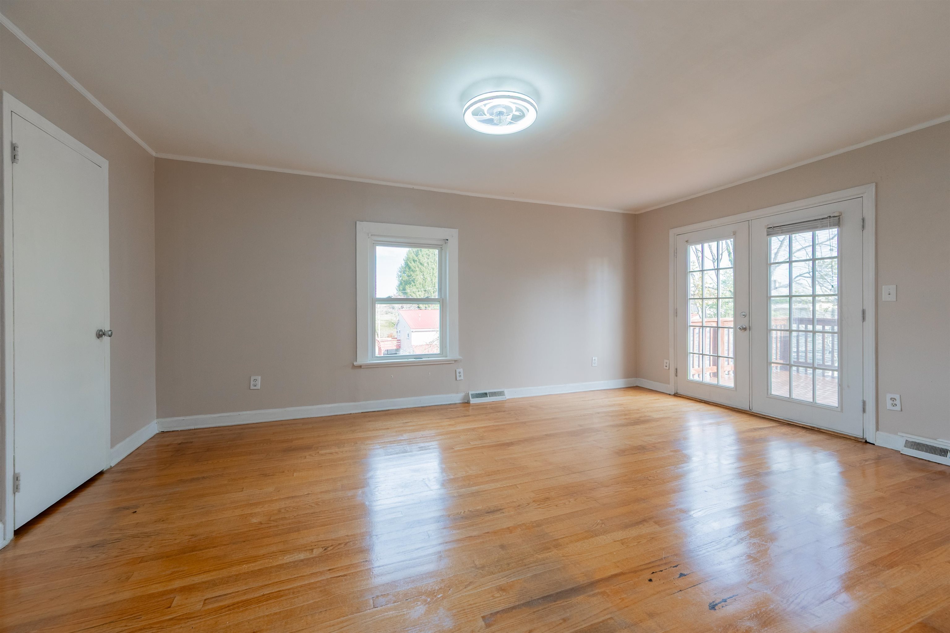 110 Semones Street Hillsville VA 24343