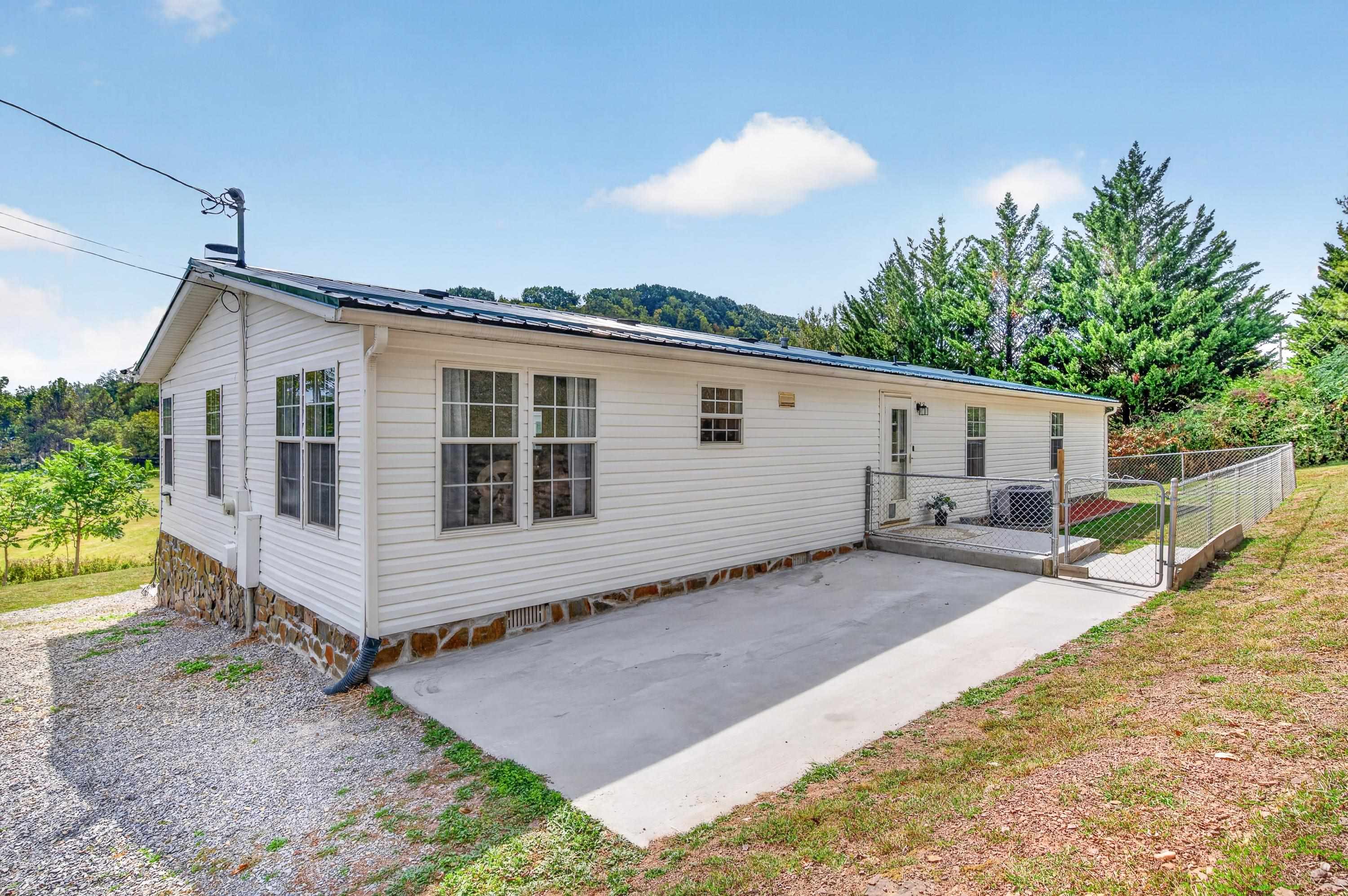 6750 Post Office Lane Parrott VA 24132