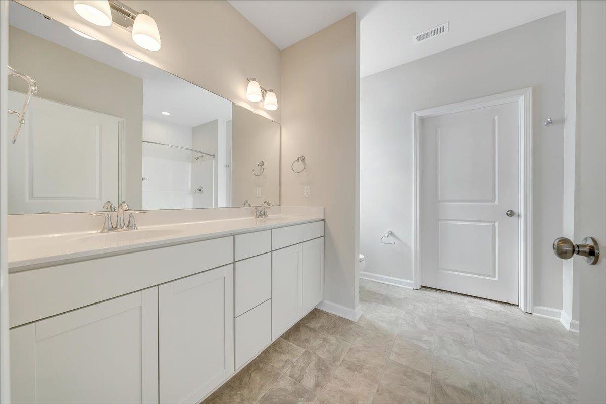 7380 King's Pointe Drive Fairlawn VA 24141