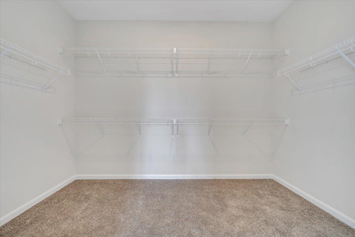 7380 King's Pointe Drive Fairlawn VA 24141