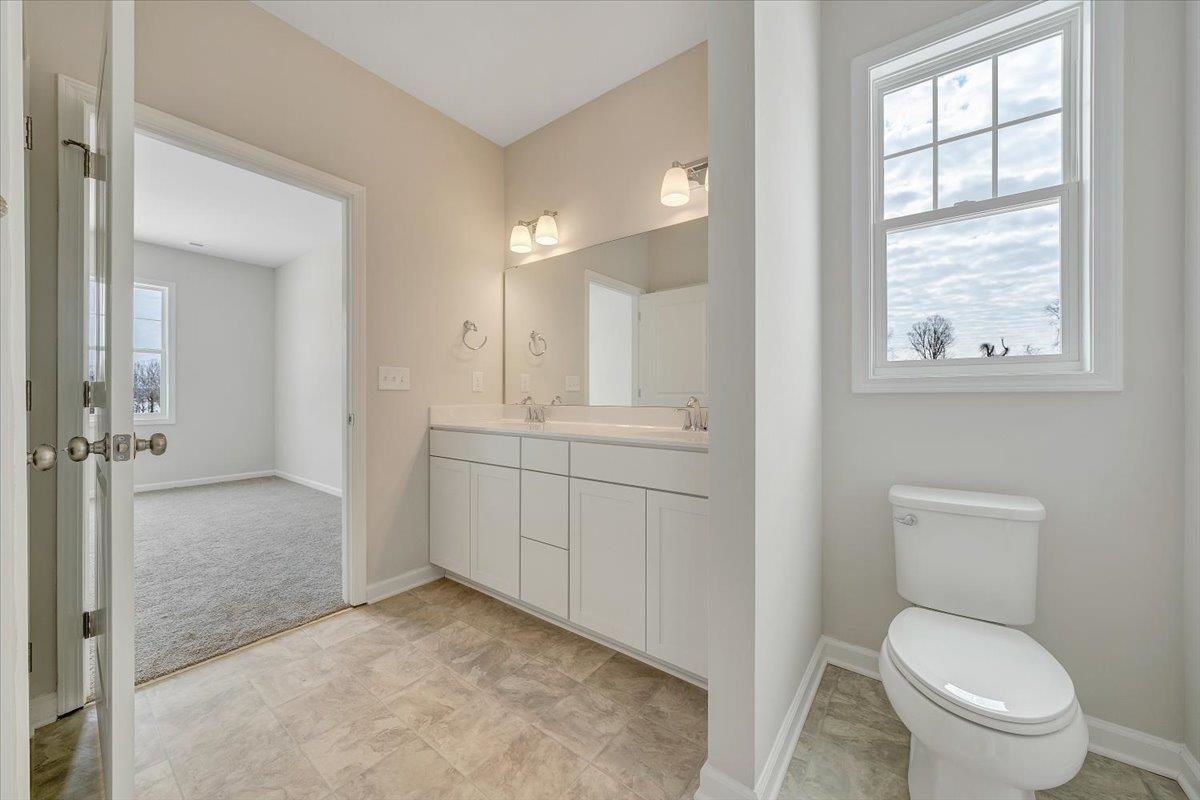 7380 King's Pointe Drive Fairlawn VA 24141
