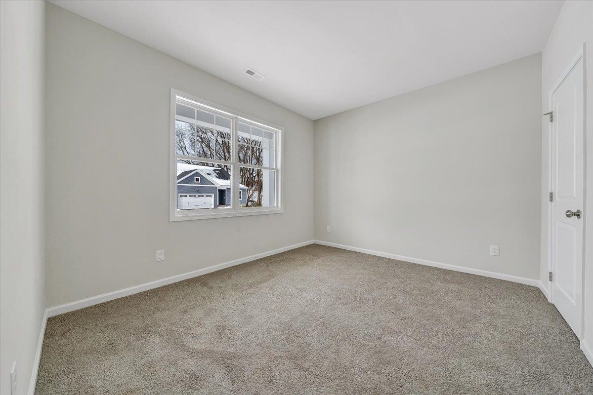 7380 King's Pointe Drive Fairlawn VA 24141