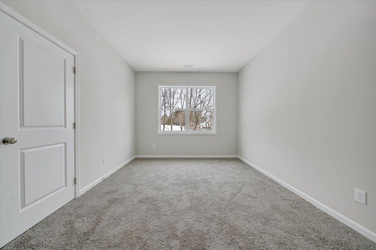 7380 King's Pointe Drive Fairlawn VA 24141