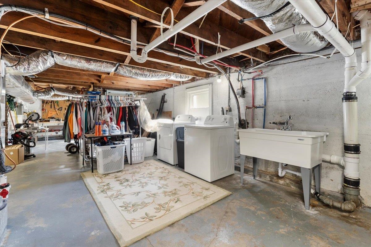 511 Westview Street Narrows VA 24124