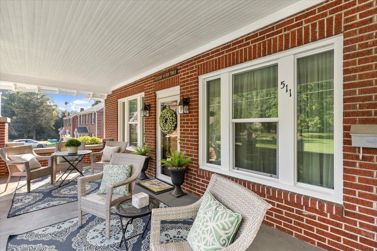 511 Westview Street Narrows VA 24124
