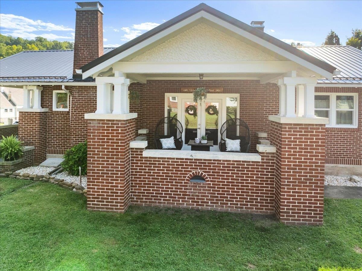 511 Westview Street Narrows VA 24124