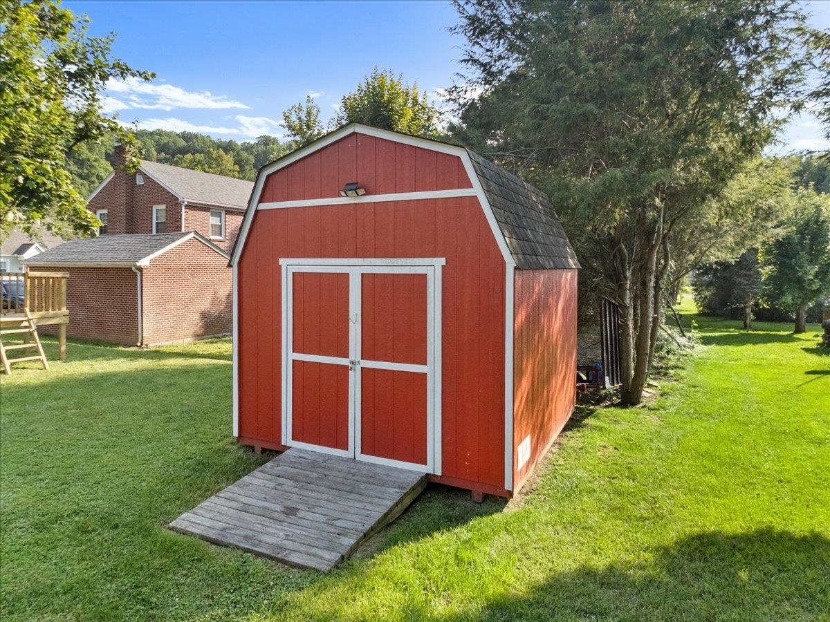 511 Westview Street Narrows VA 24124