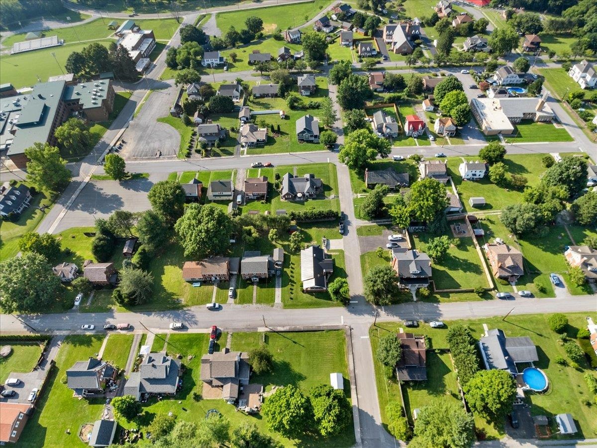 511 Westview Street Narrows VA 24124