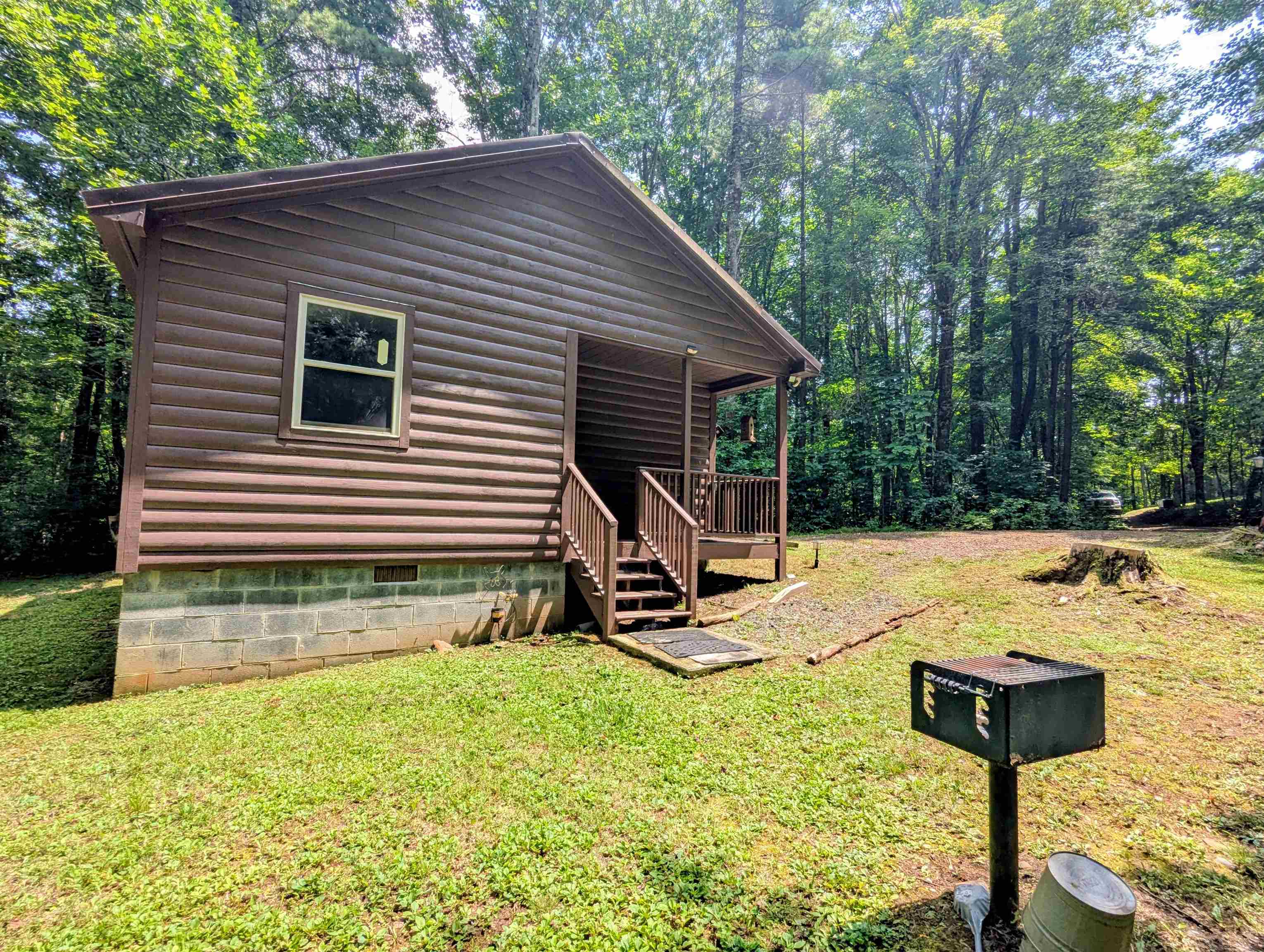 135 & 137 Halls Store Road Willis VA 24380