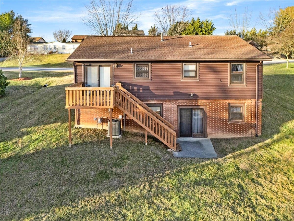 595 Freedom Viaduct NW Christiansburg VA 24073