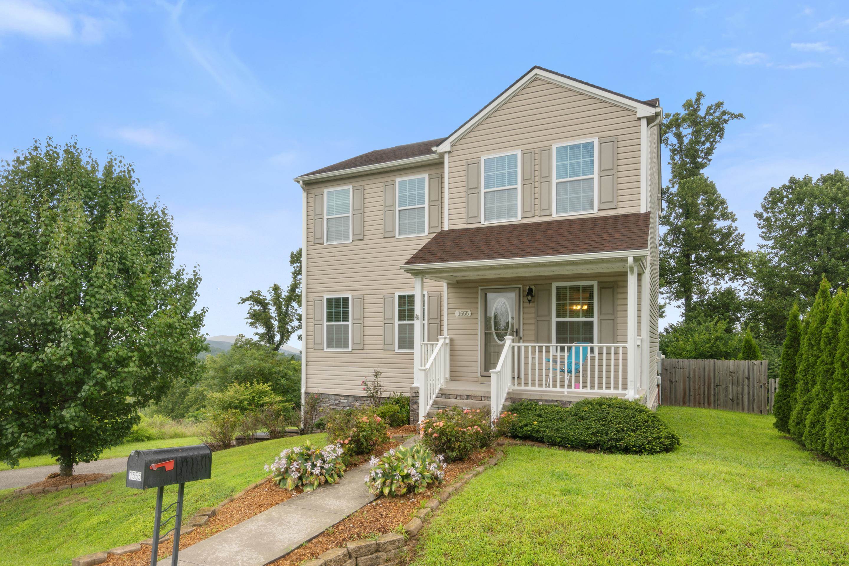 1555 Sherwood Drive Christiansburg VA 24073