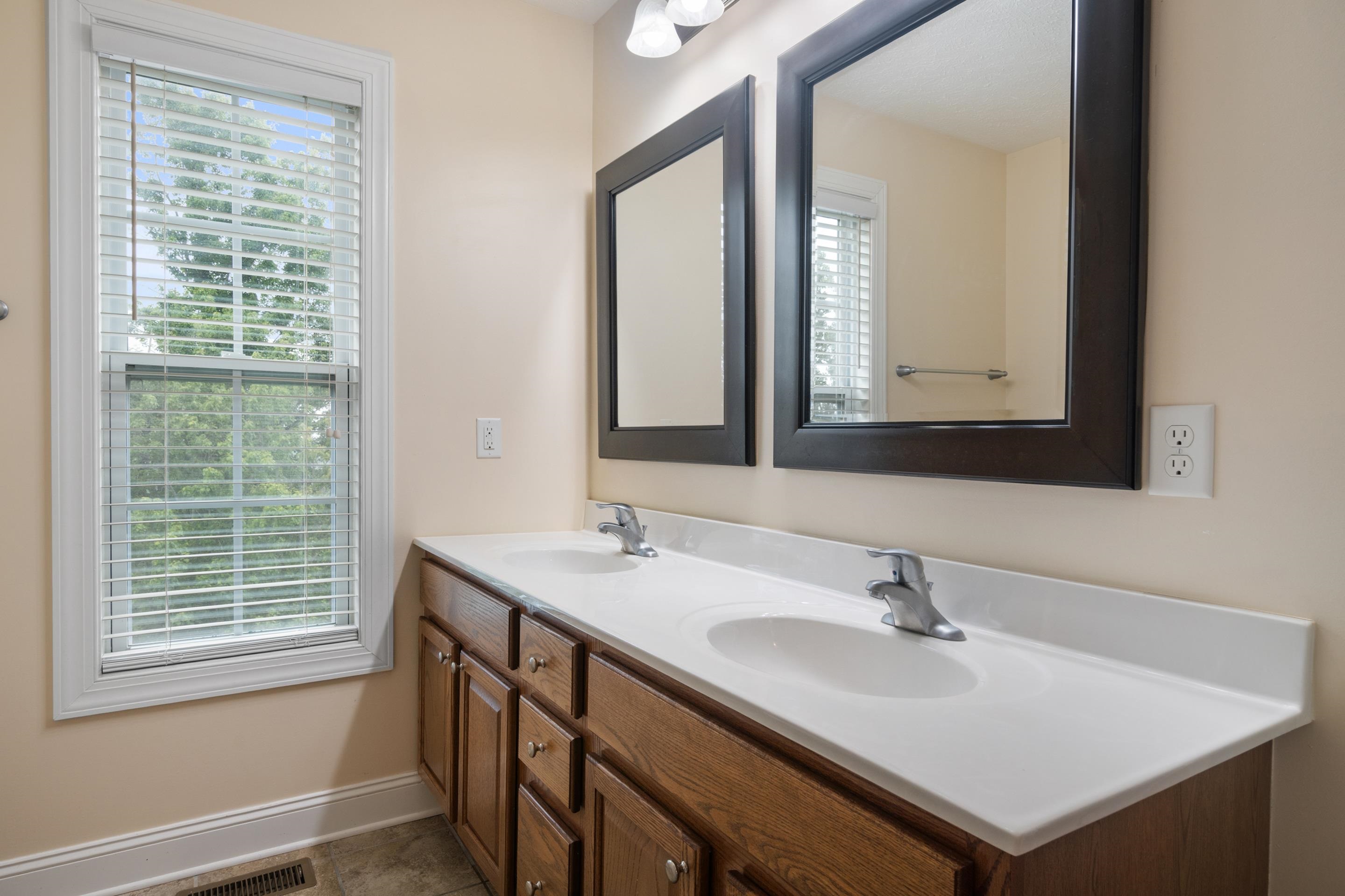 1555 Sherwood Drive Christiansburg VA 24073