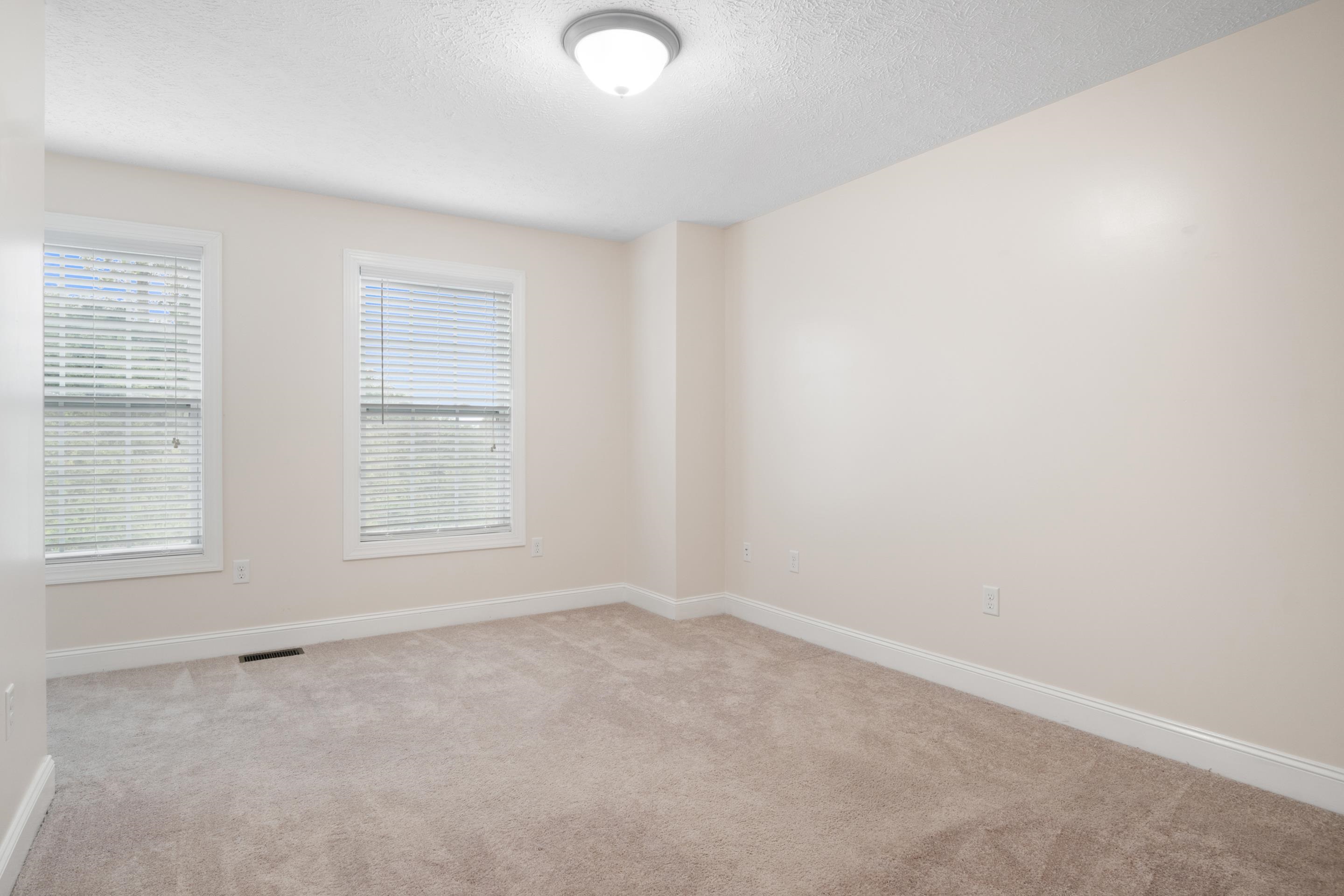 1555 Sherwood Drive Christiansburg VA 24073