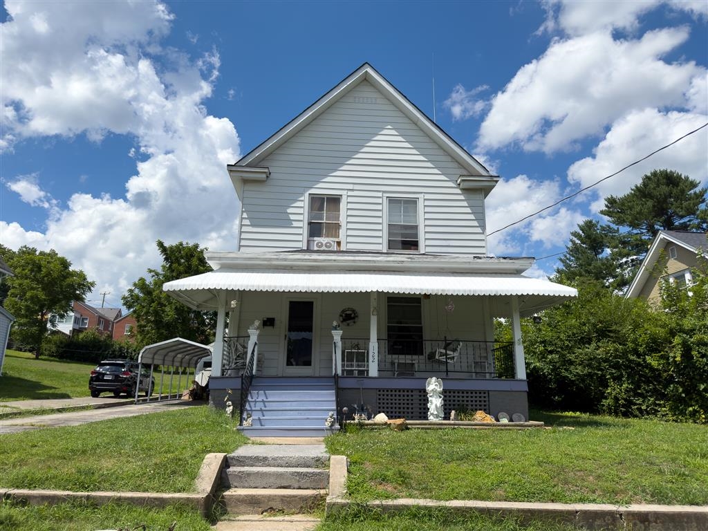 122 7th Street NW Pulaski VA 24301