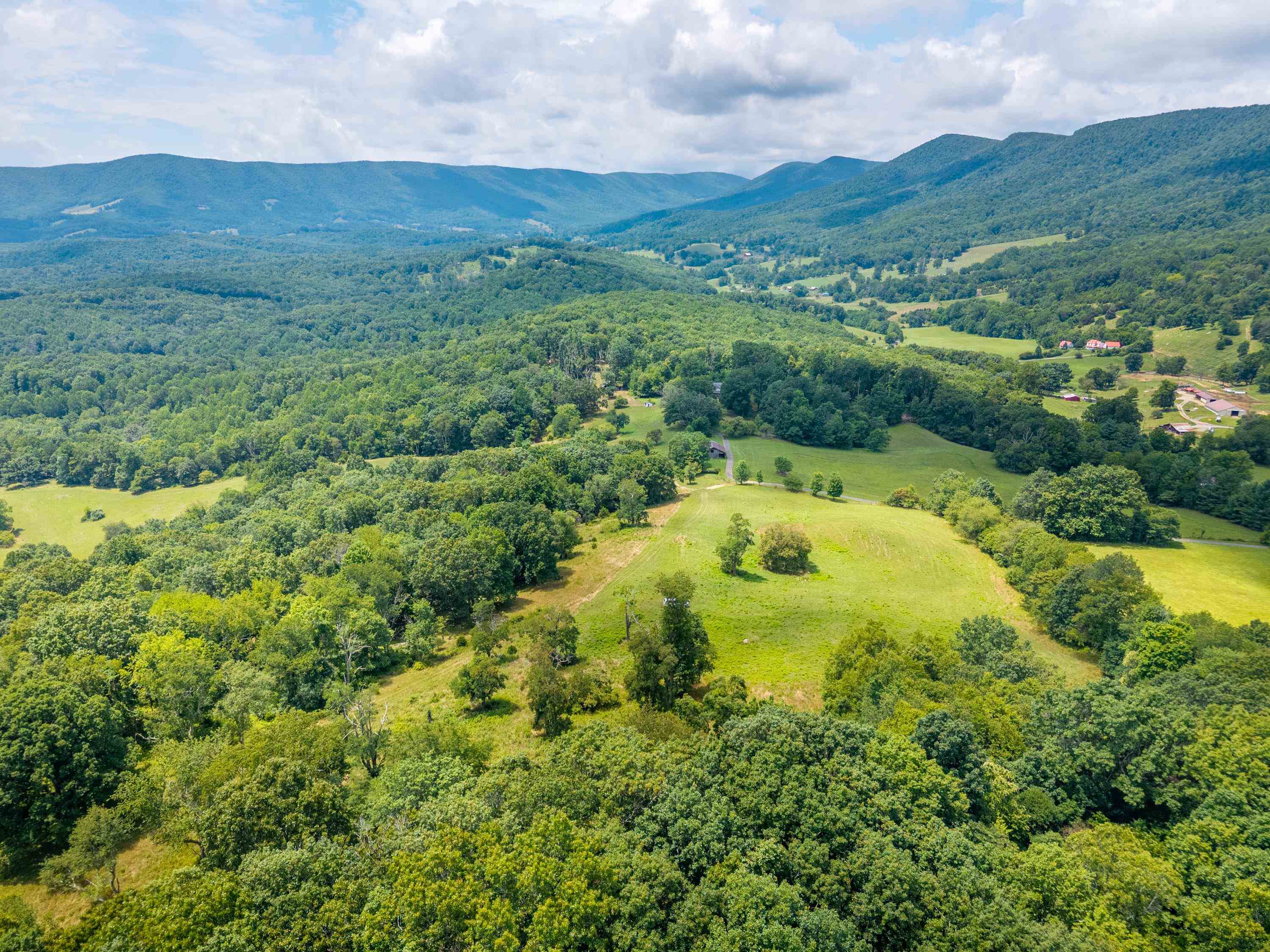 628 Wilburn Valley Road Pearisburg VA 24134