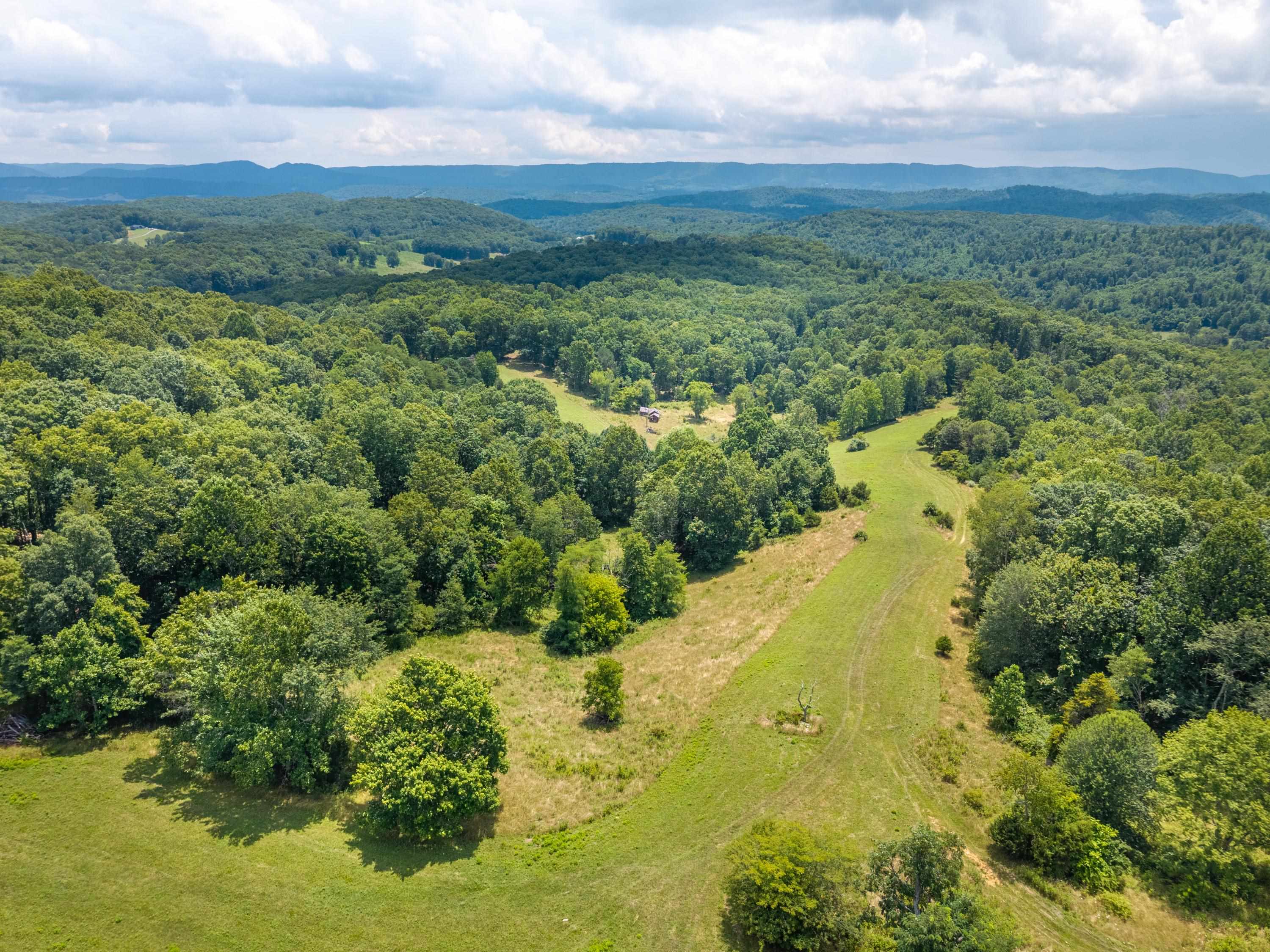 628 Wilburn Valley Road Pearisburg VA 24134