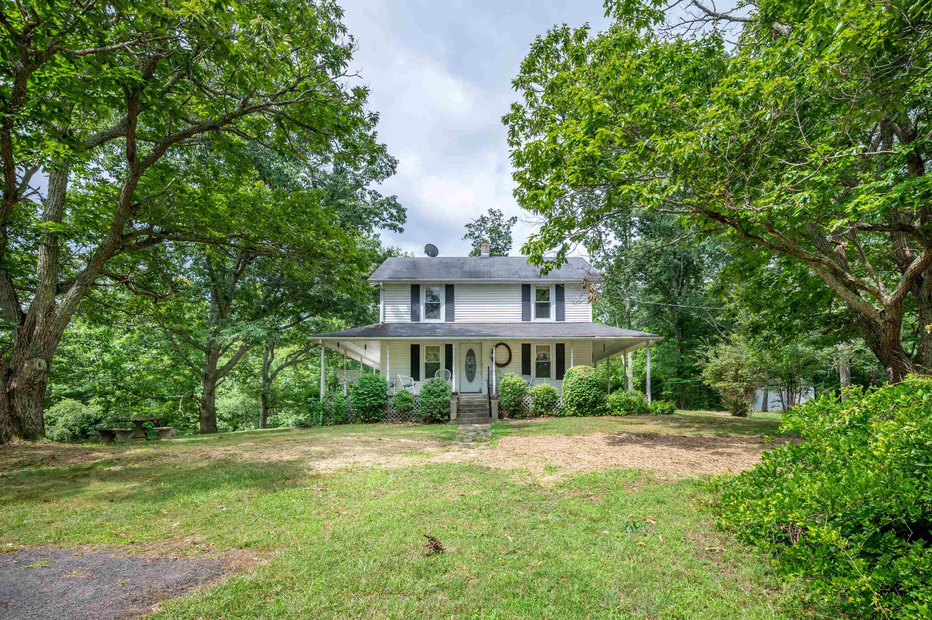 628 Wilburn Valley Road Pearisburg VA 24134