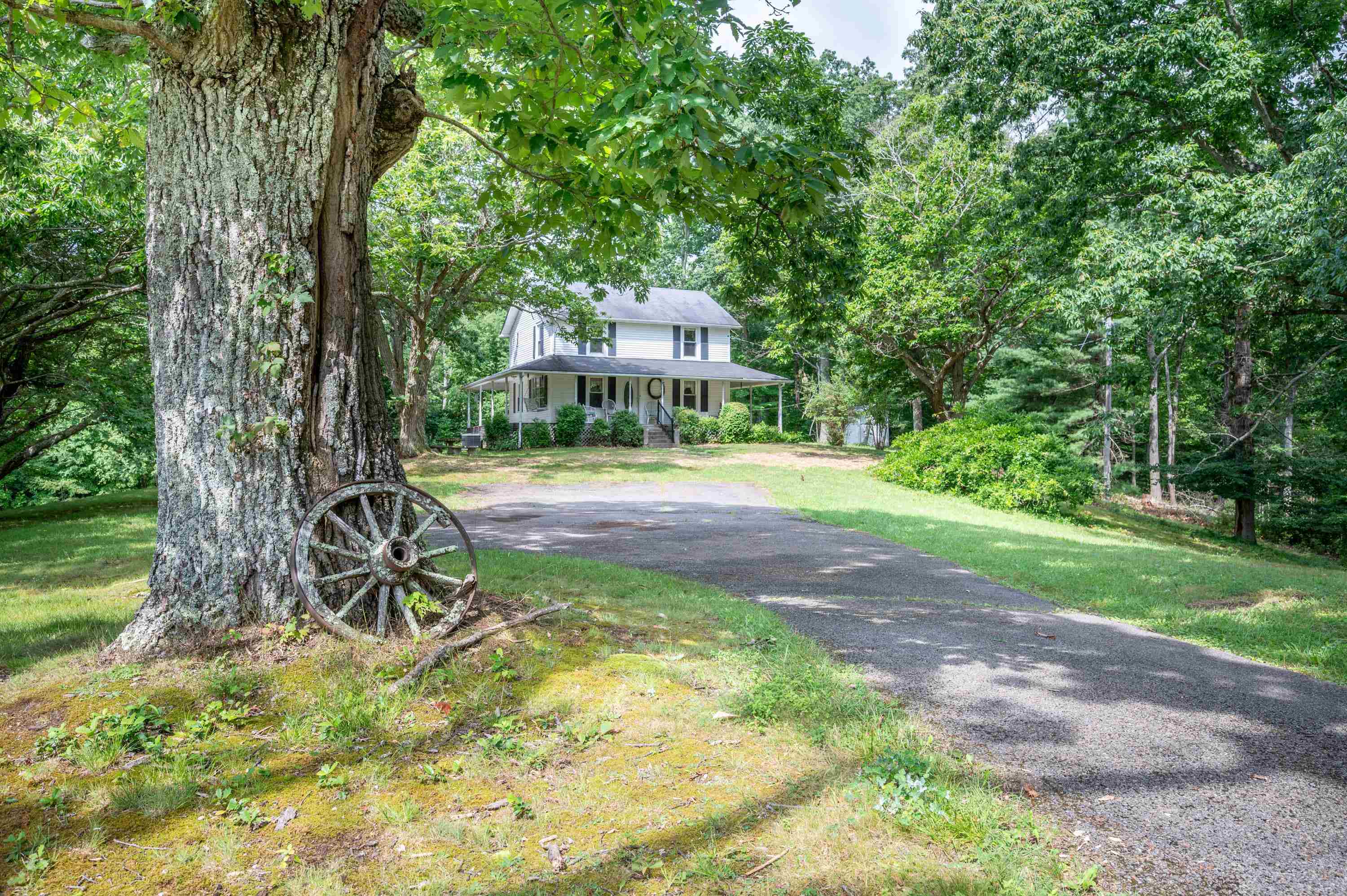 628 Wilburn Valley Road Pearisburg VA 24134