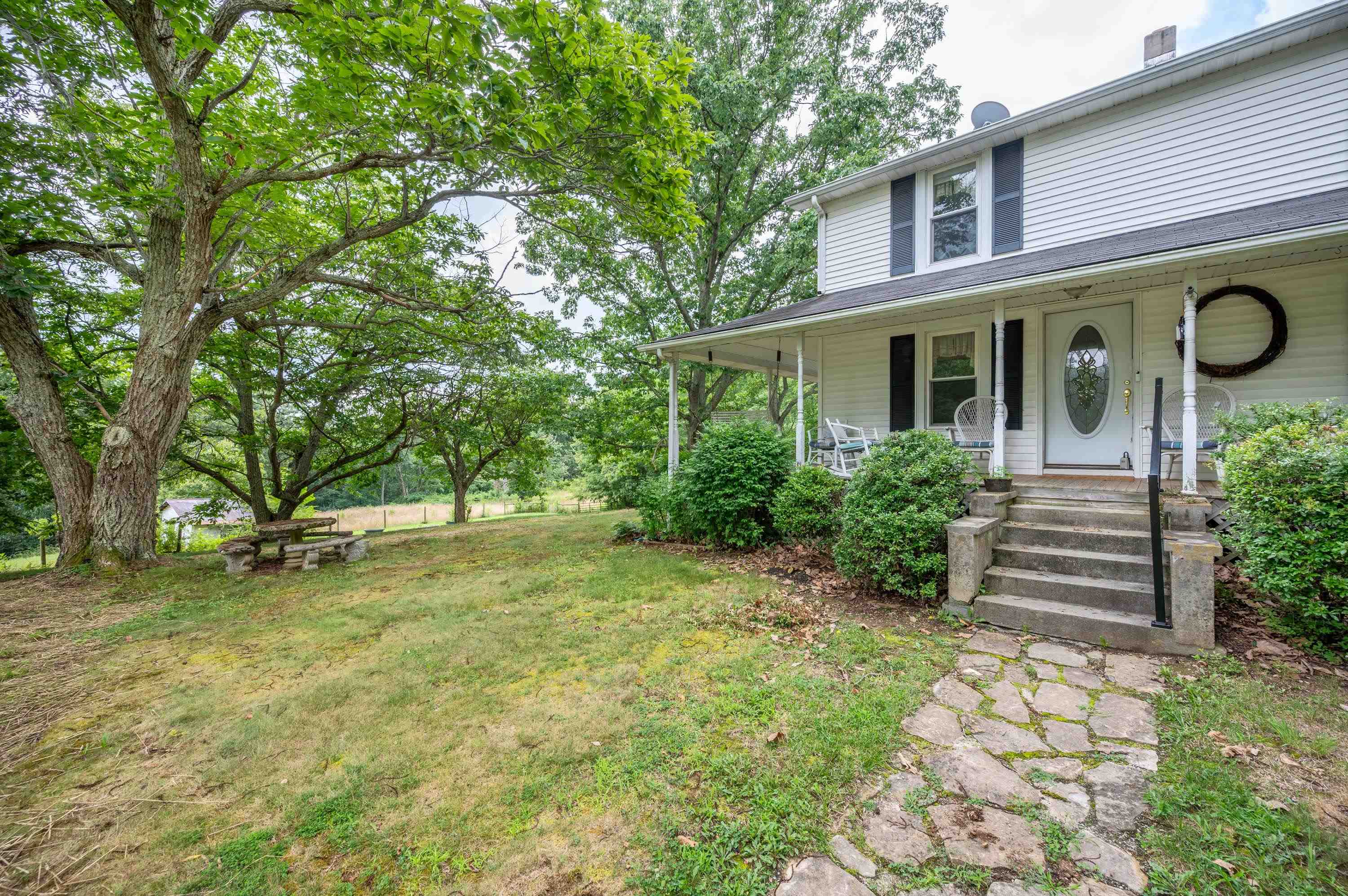 628 Wilburn Valley Road Pearisburg VA 24134