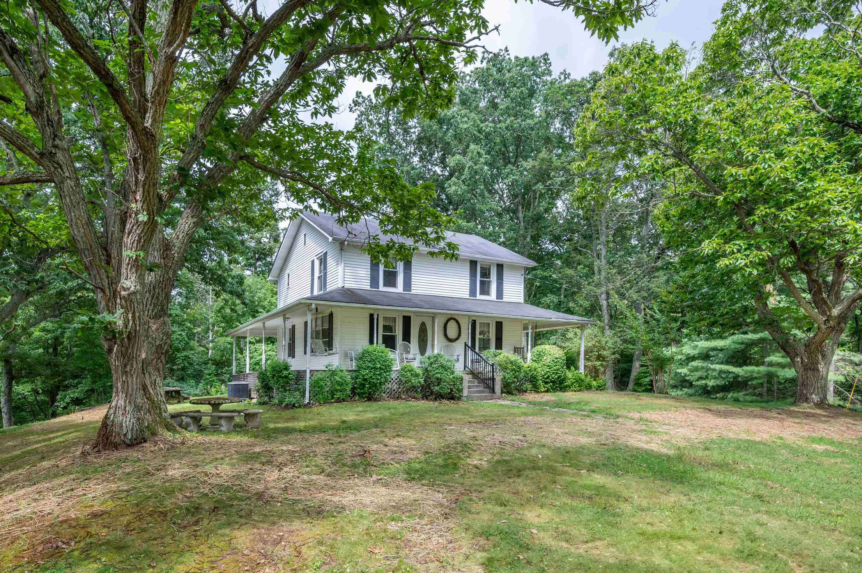 628 Wilburn Valley Road Pearisburg VA 24134