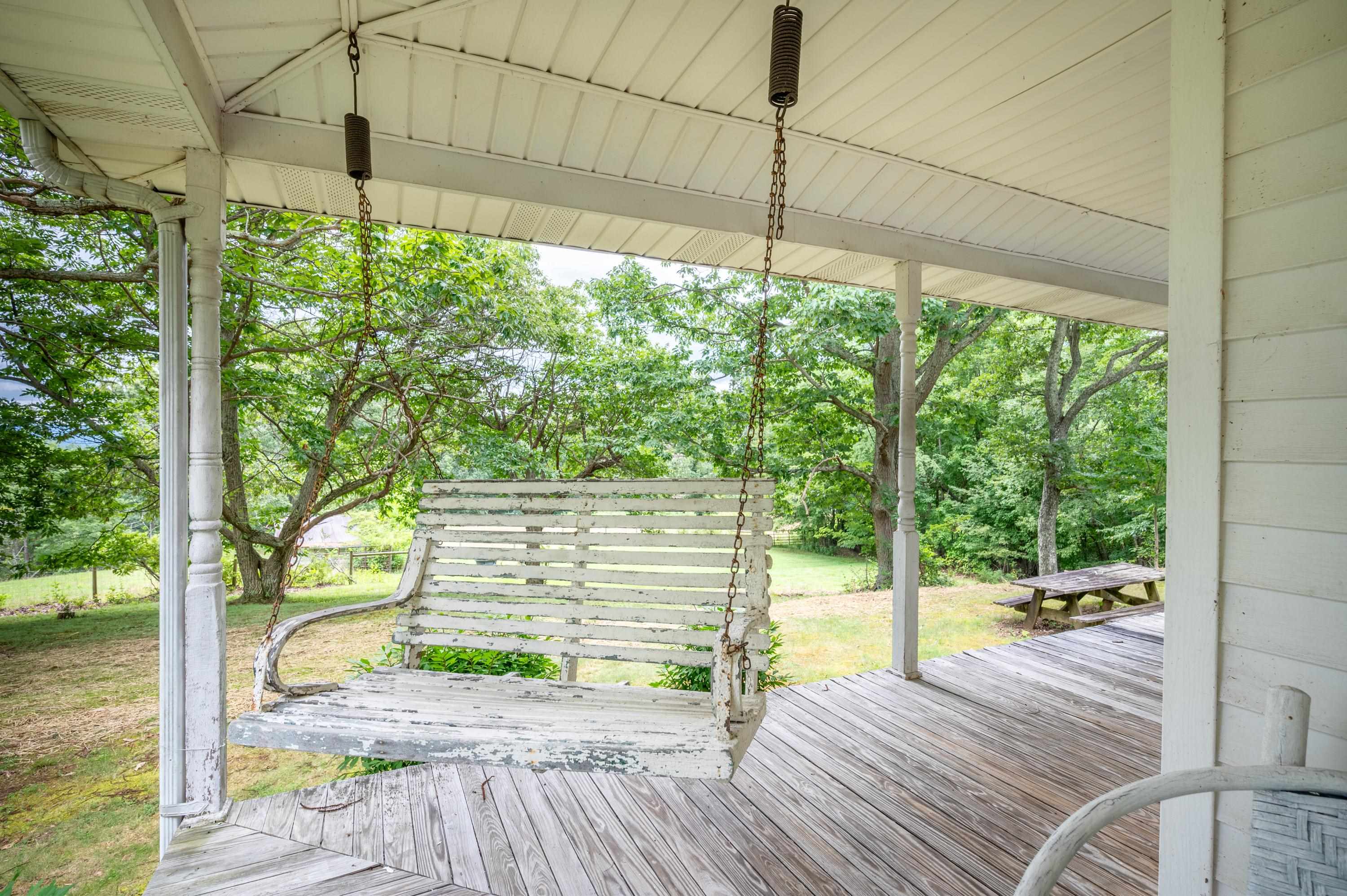 628 Wilburn Valley Road Pearisburg VA 24134