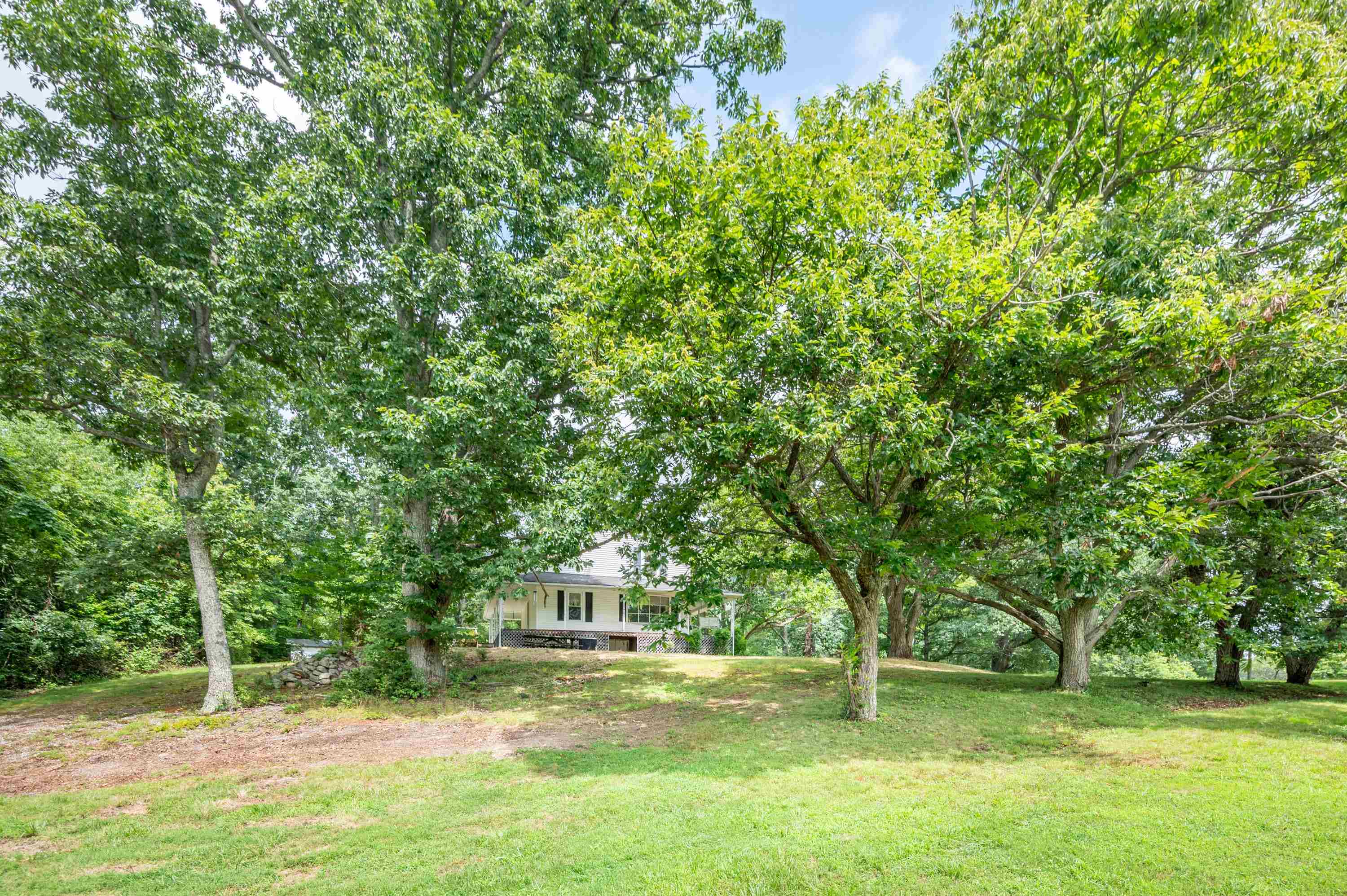 628 Wilburn Valley Road Pearisburg VA 24134