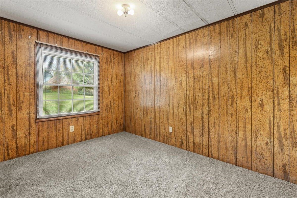 214 Maybrook Road Pembroke VA 24136