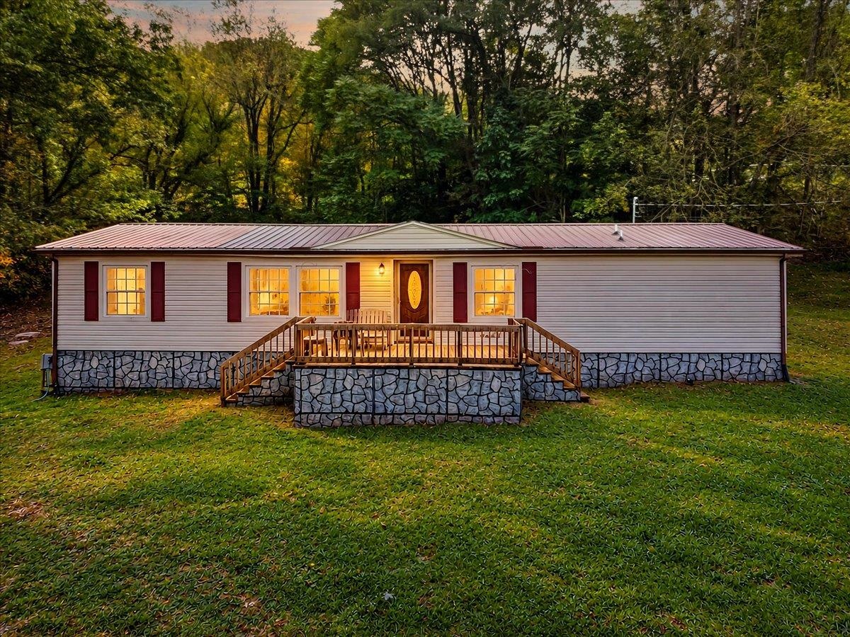 214 Maybrook Road Pembroke VA 24136