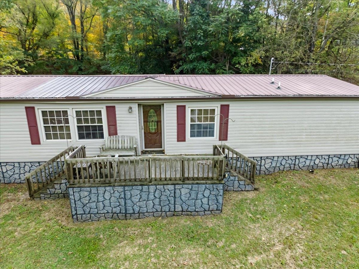 214 Maybrook Road Pembroke VA 24136